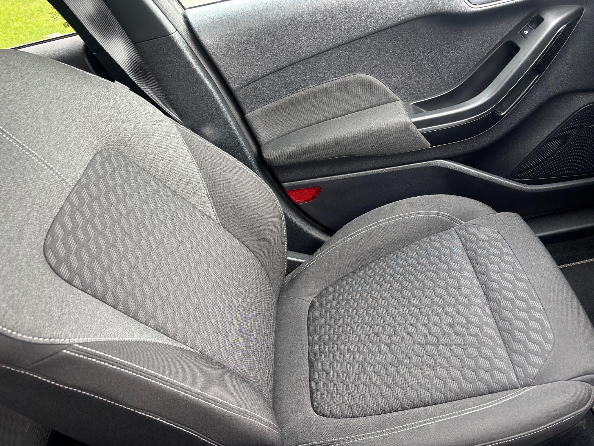 Ford Fiesta Image 49