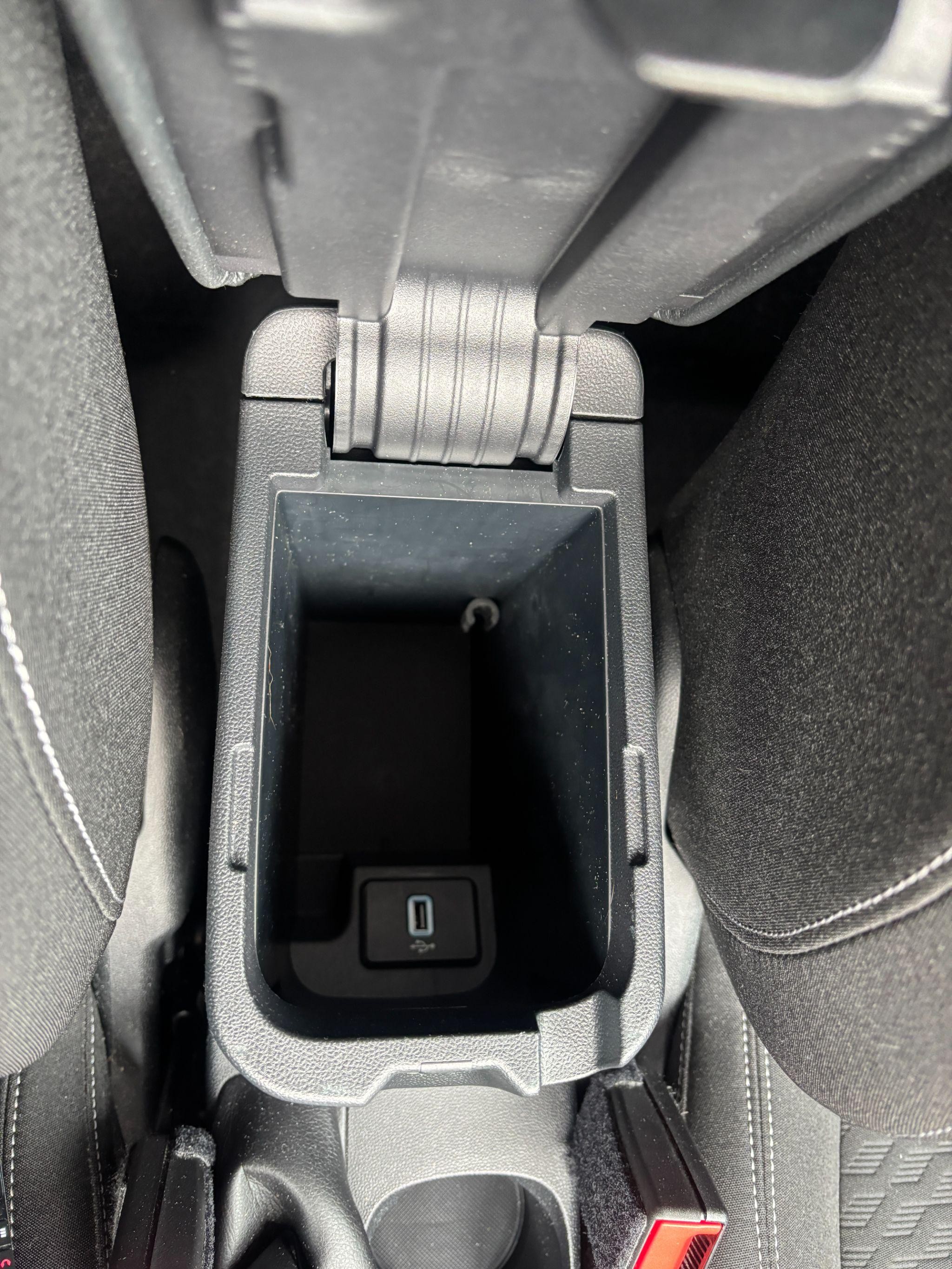 Ford Fiesta Image 52