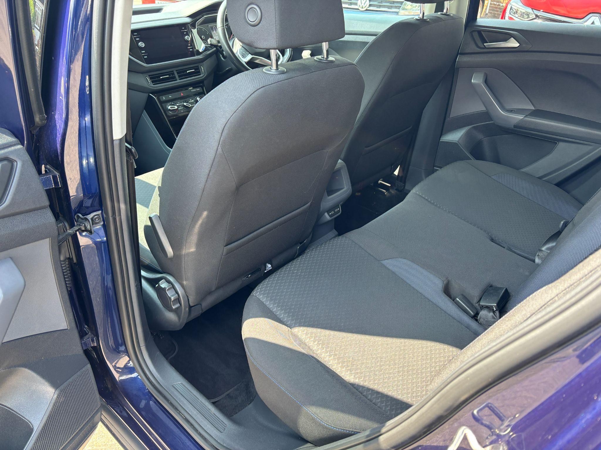 Volkswagen T-Cross Image 20