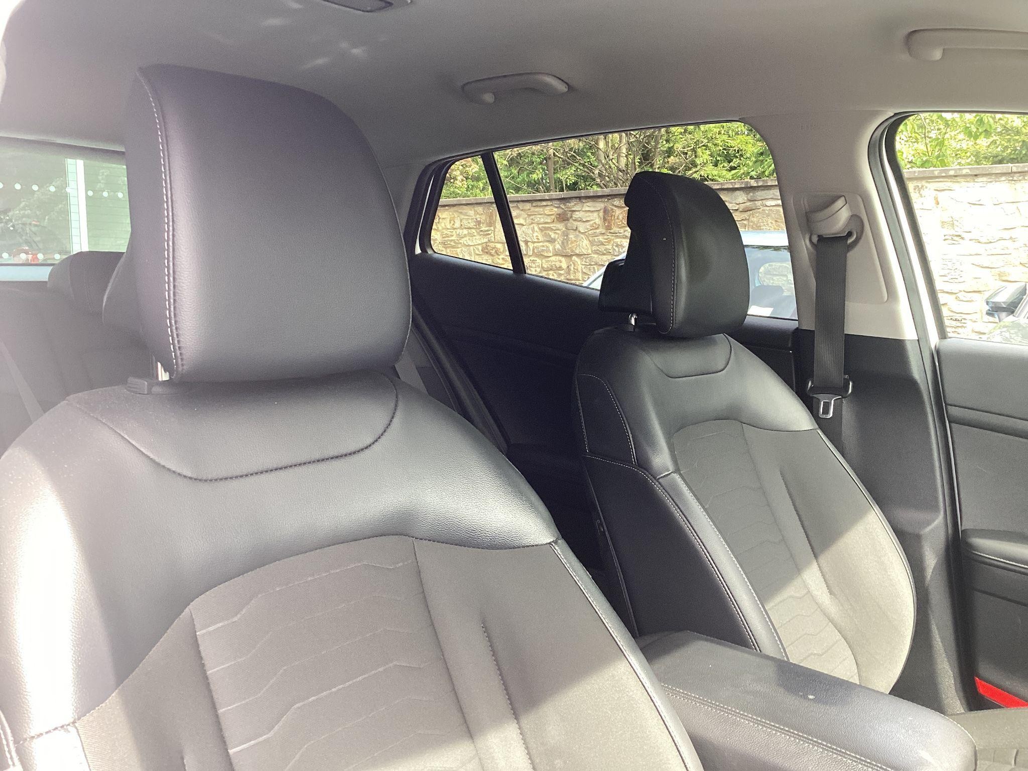 Kia Sportage Image 14