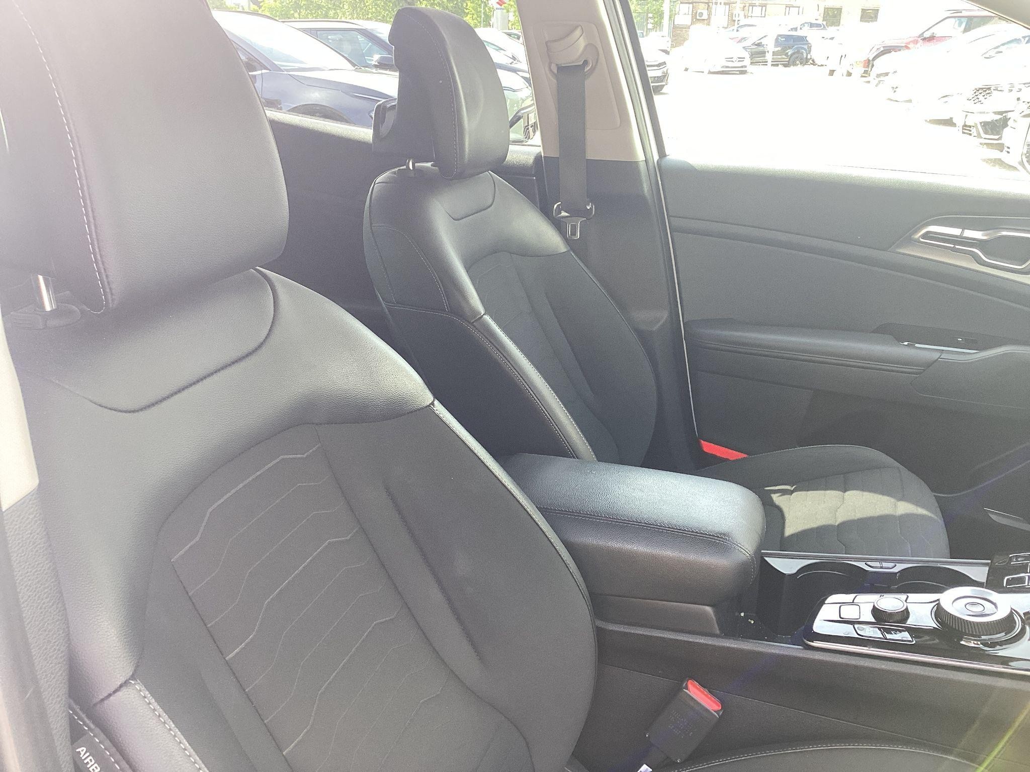 Kia Sportage Image 16