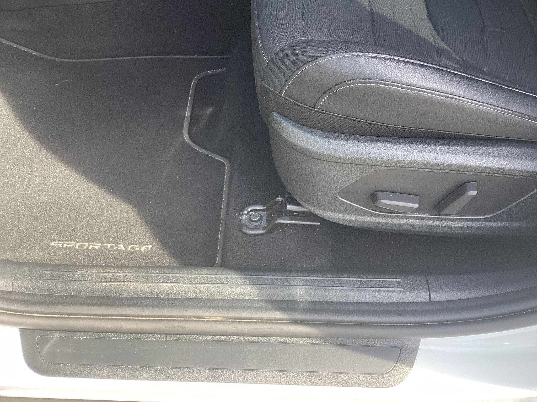 Kia Sportage Image 24