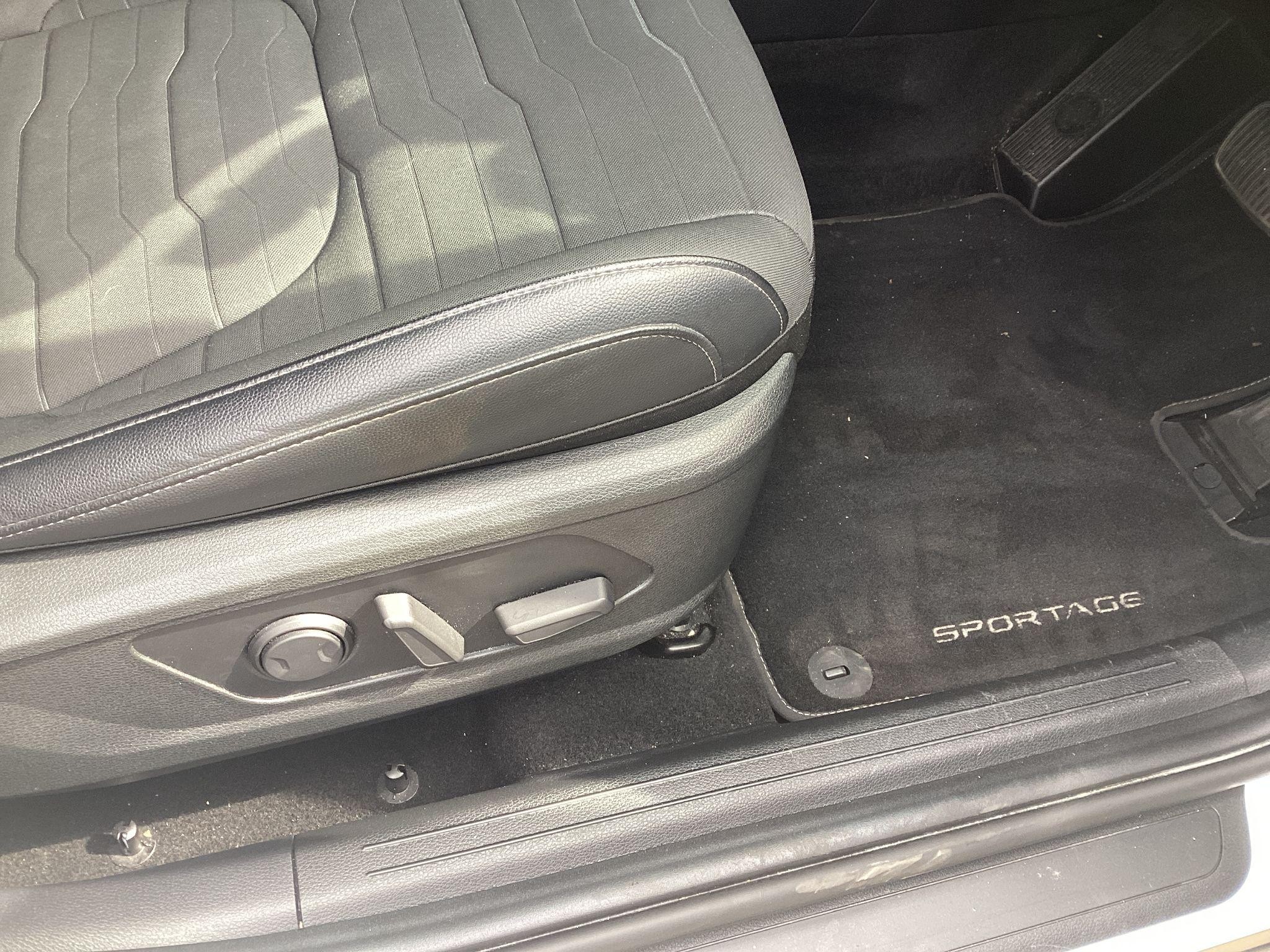 Kia Sportage Image 42