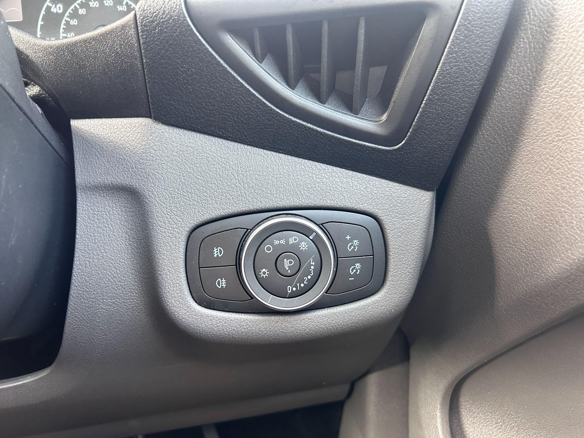 Ford Grand Tourneo Connect Image 14