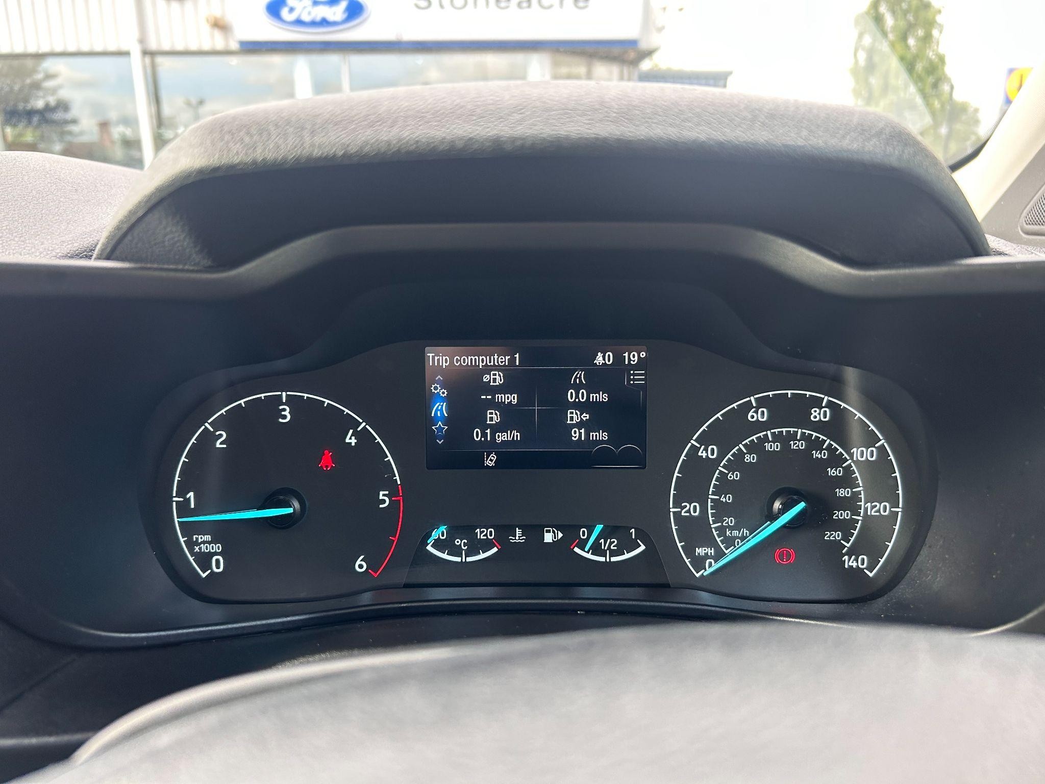 Ford Grand Tourneo Connect Image 15