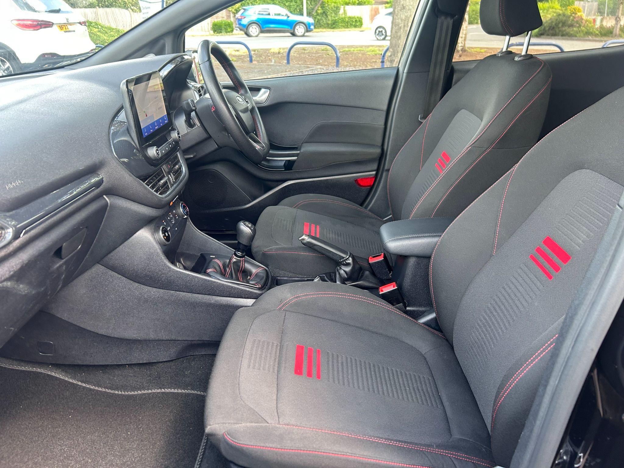 Ford Fiesta Image 18