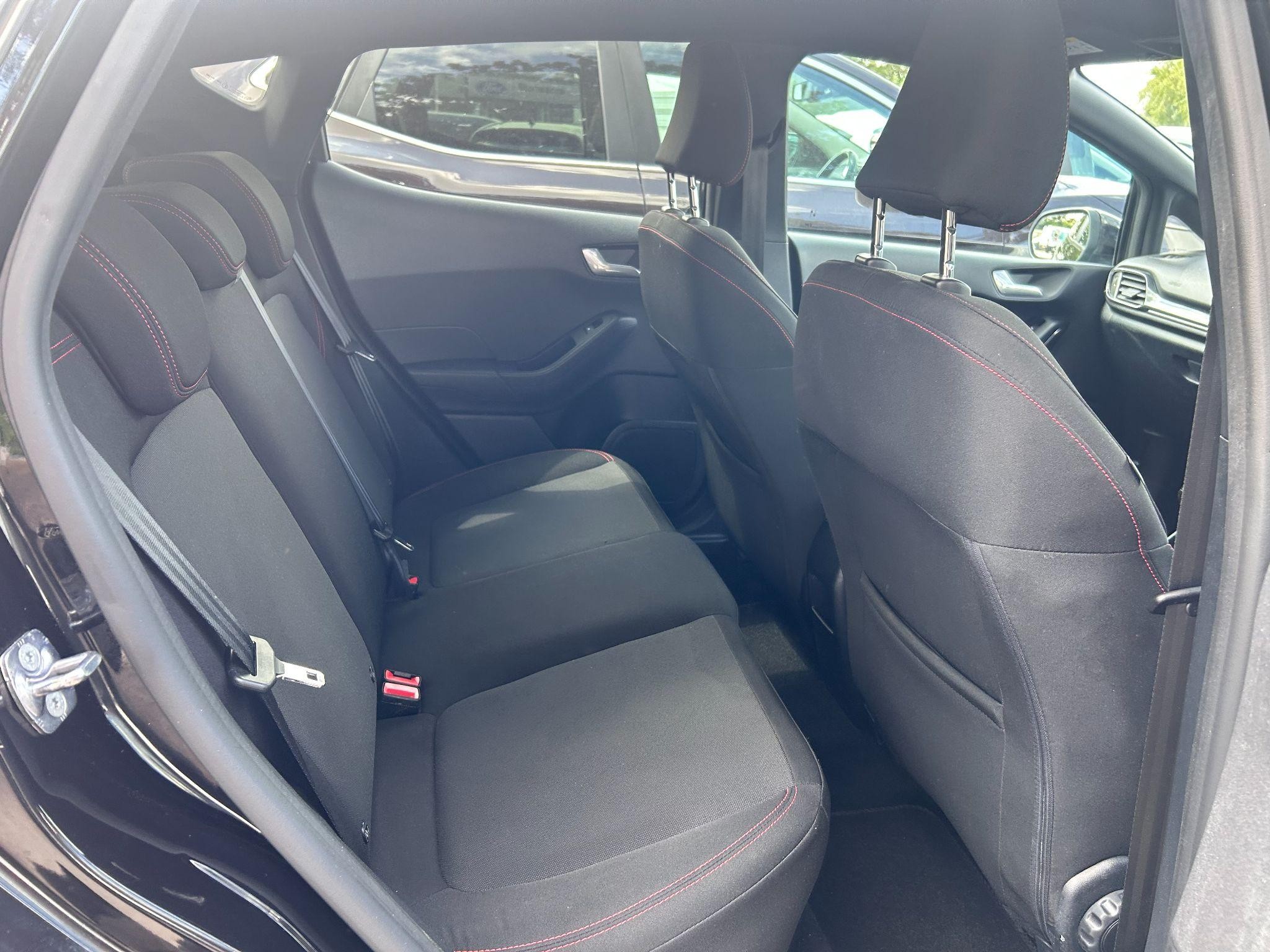 Ford Fiesta Image 19