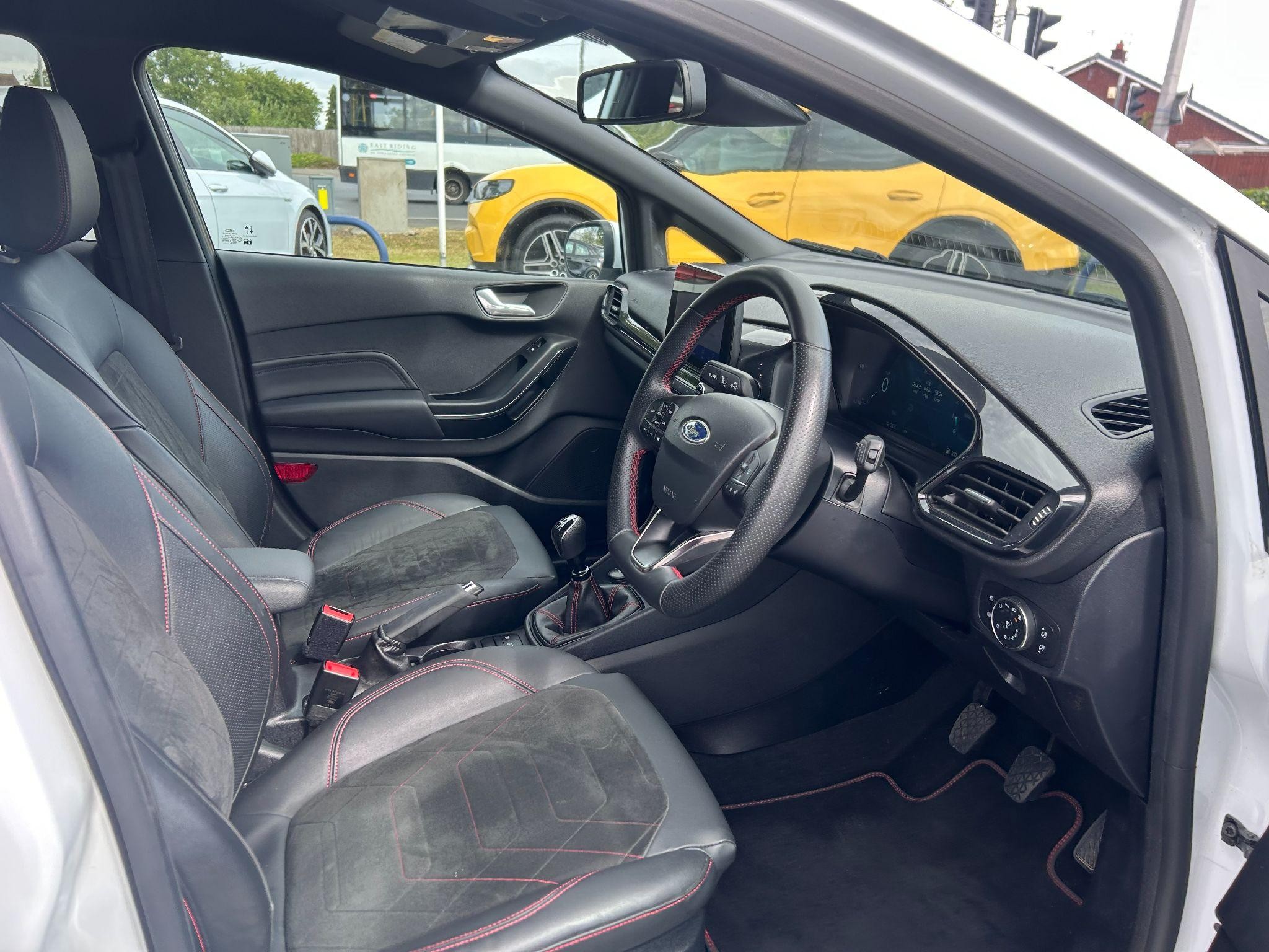 Ford Fiesta Image 12