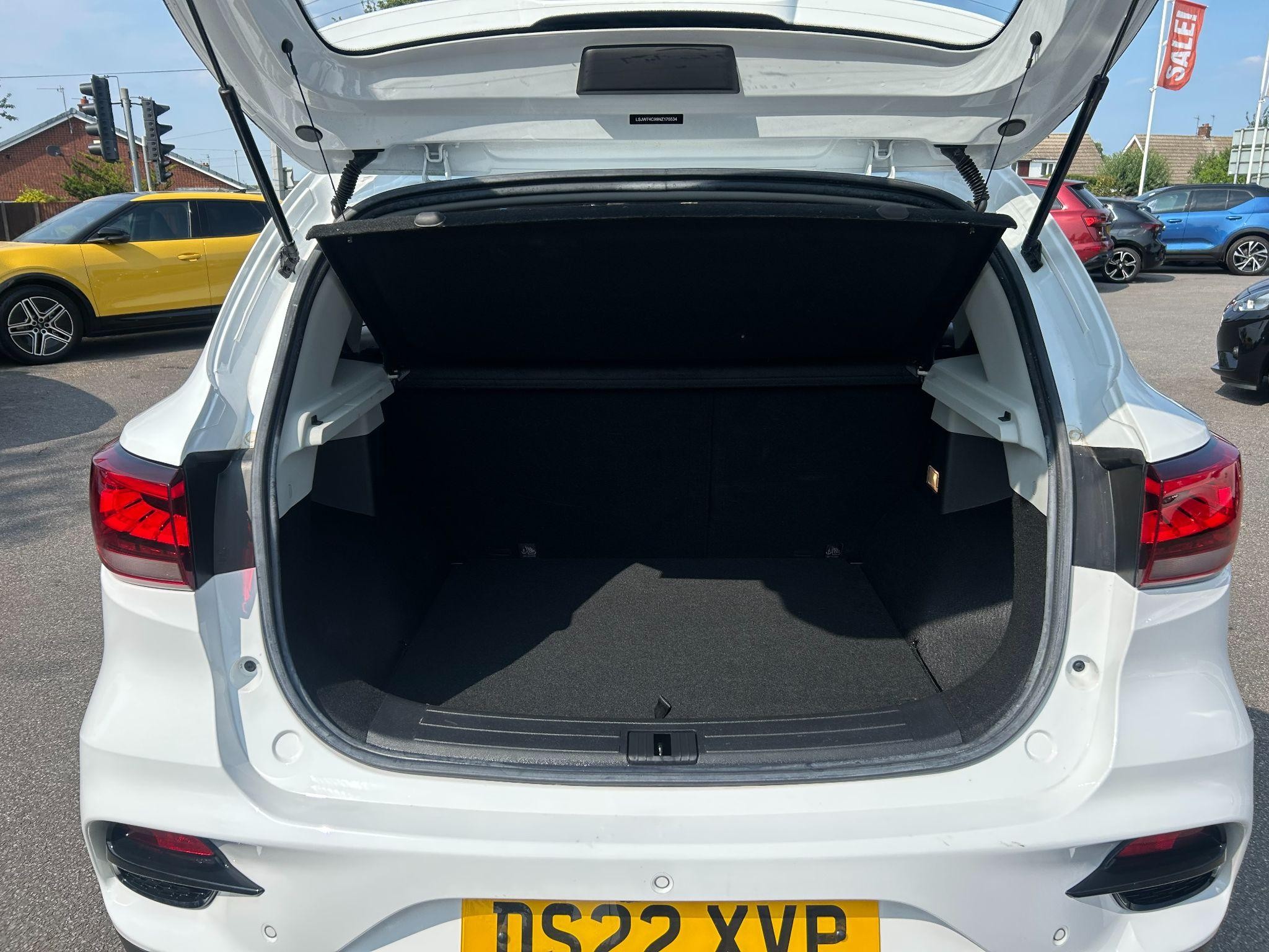 MG ZS Image 9
