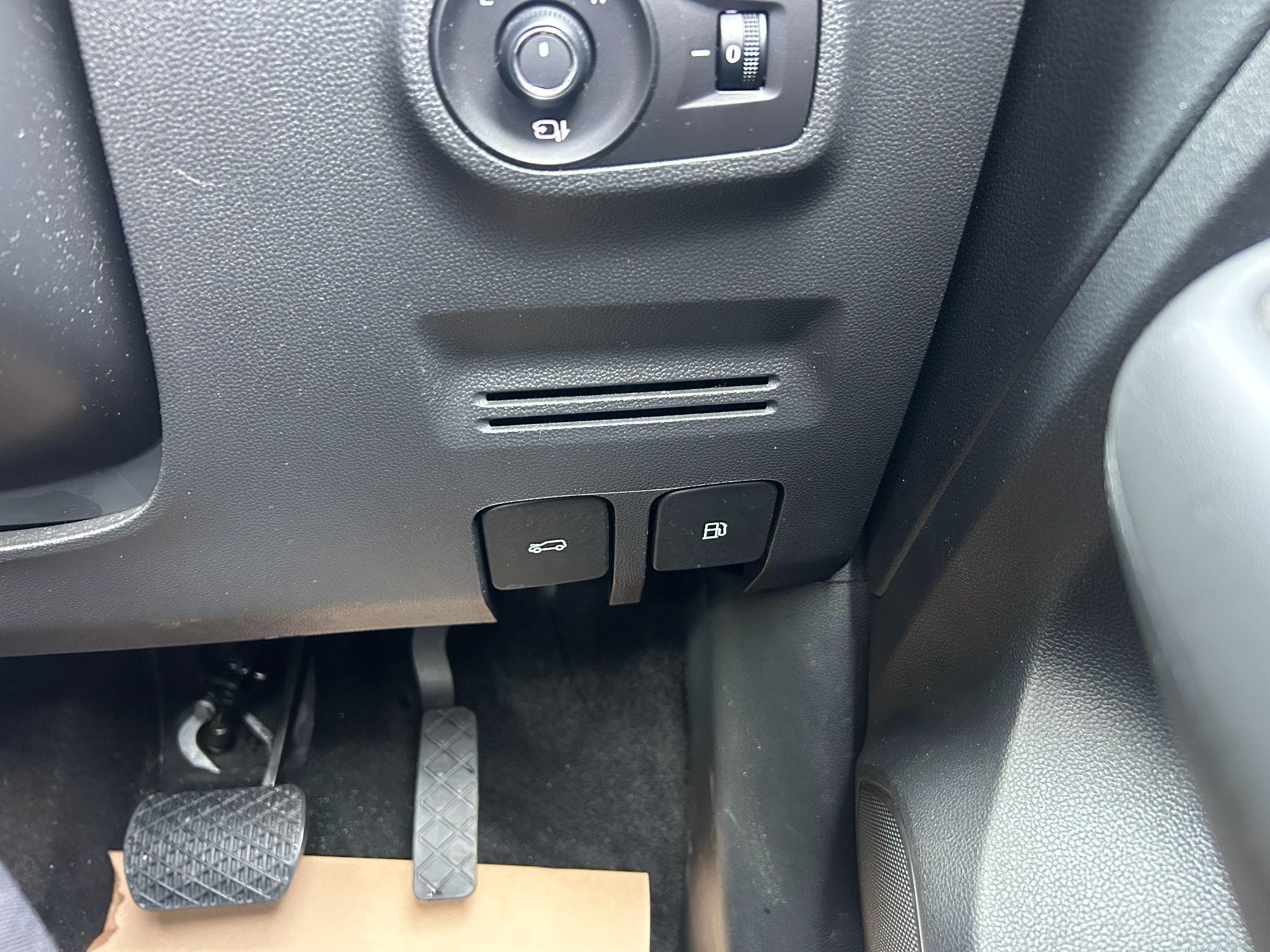 MG ZS Image 23