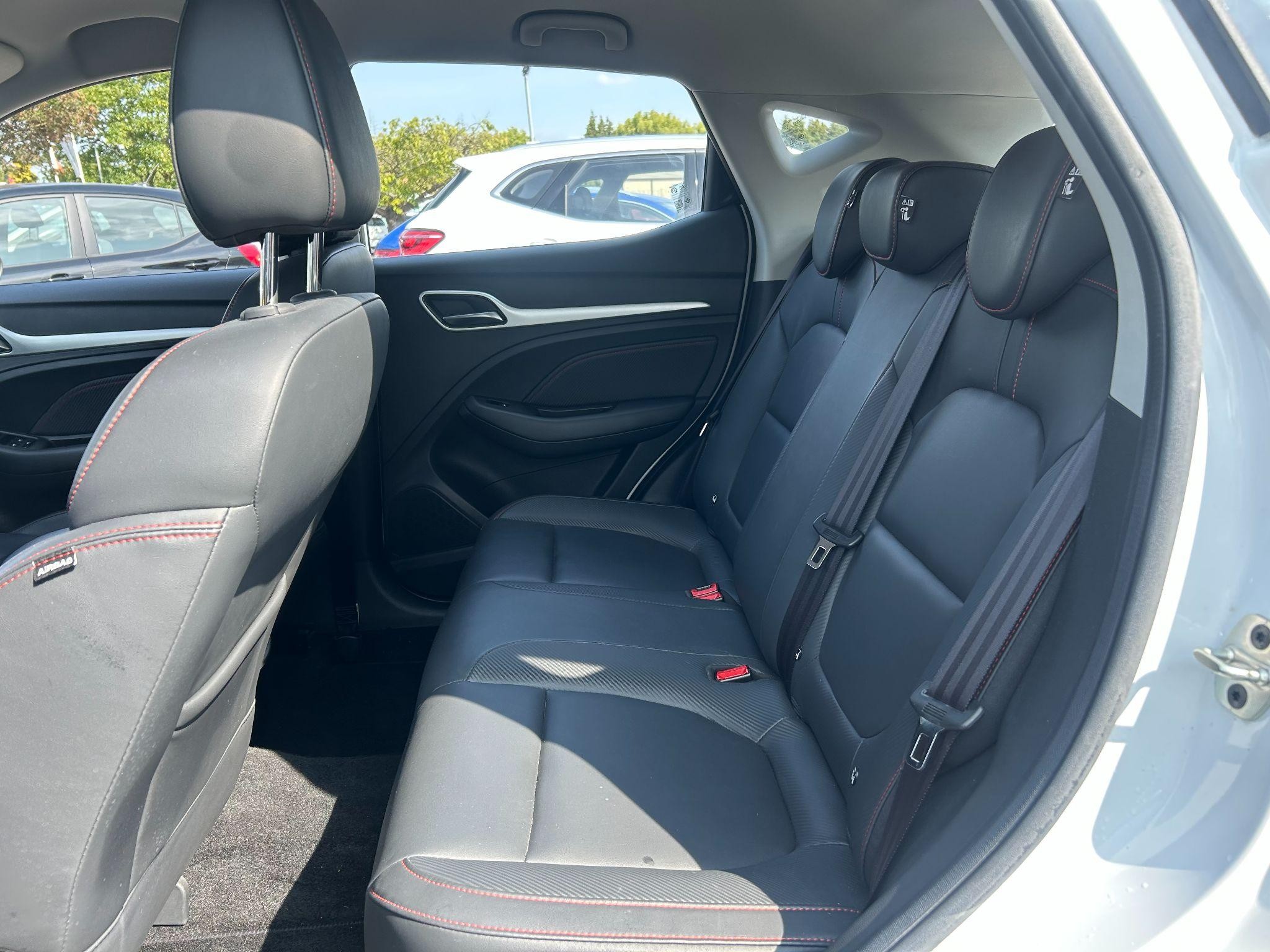 MG ZS Image 28