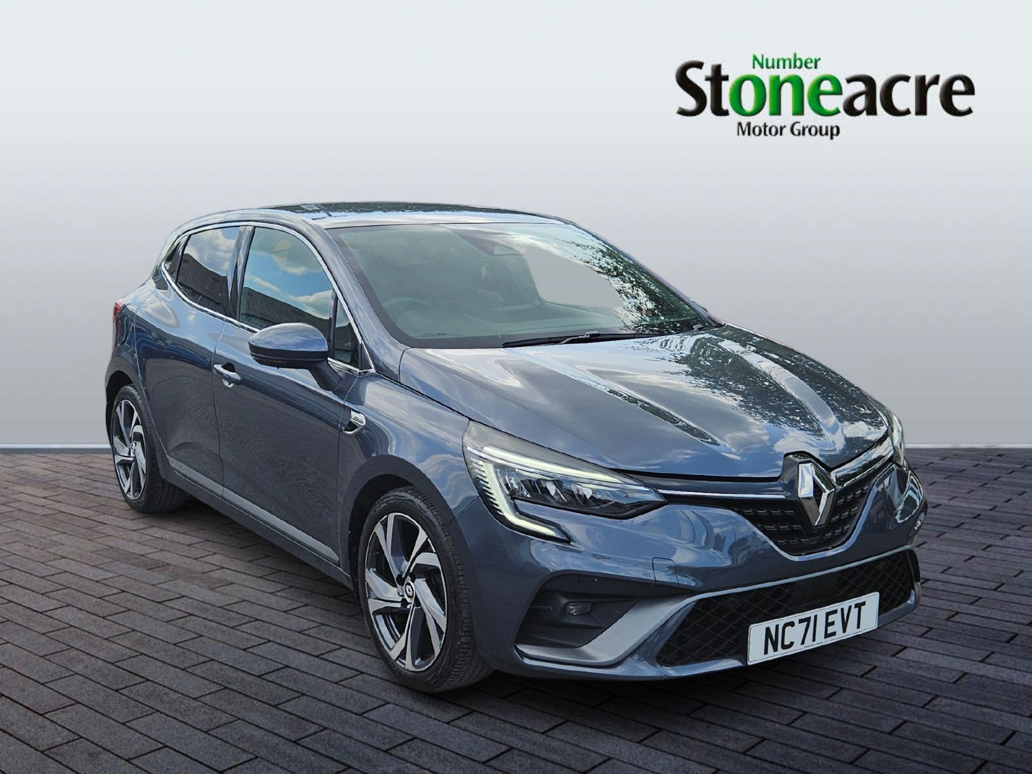 Renault Clio Image 1
