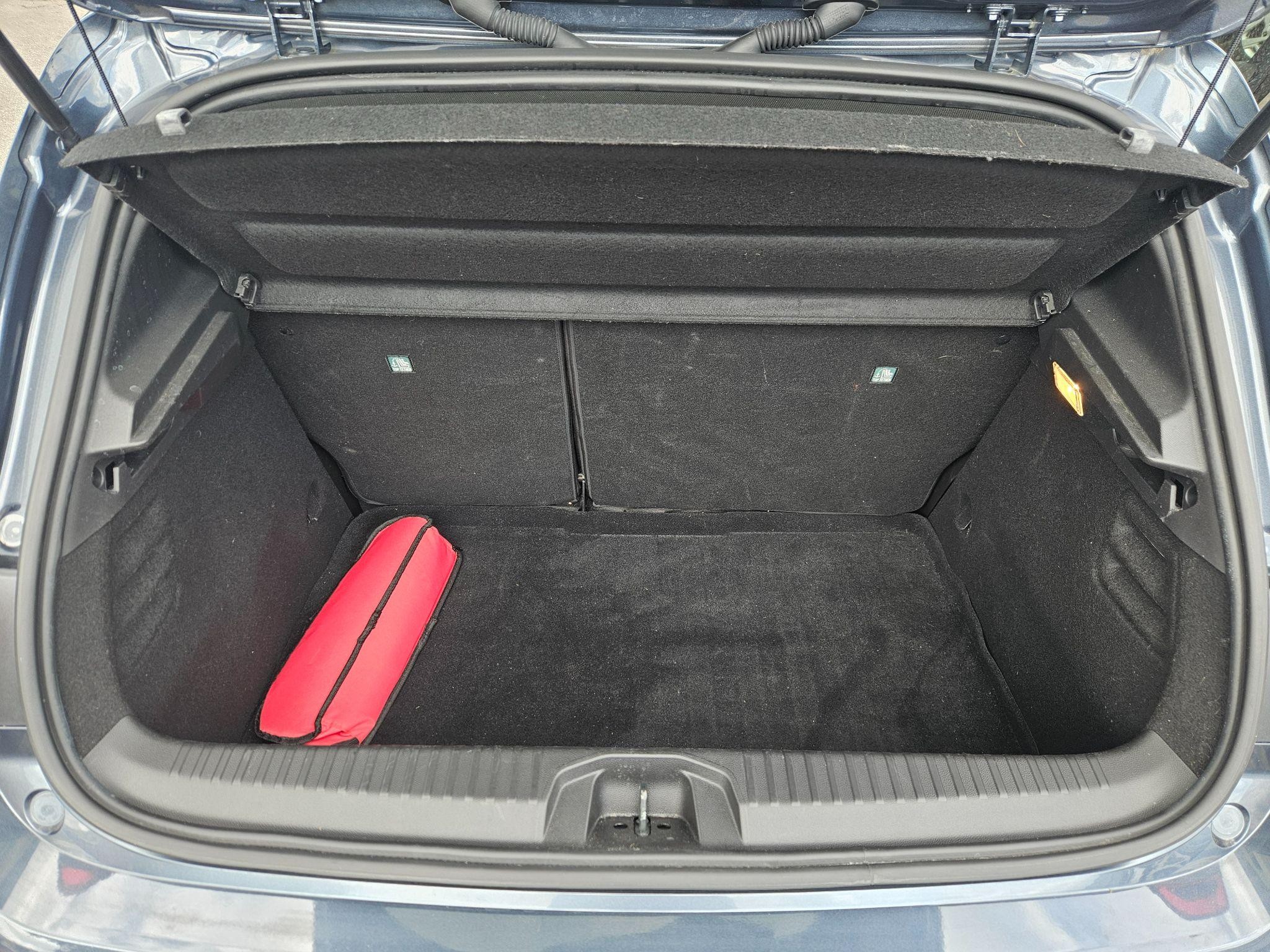 Renault Clio Image 10