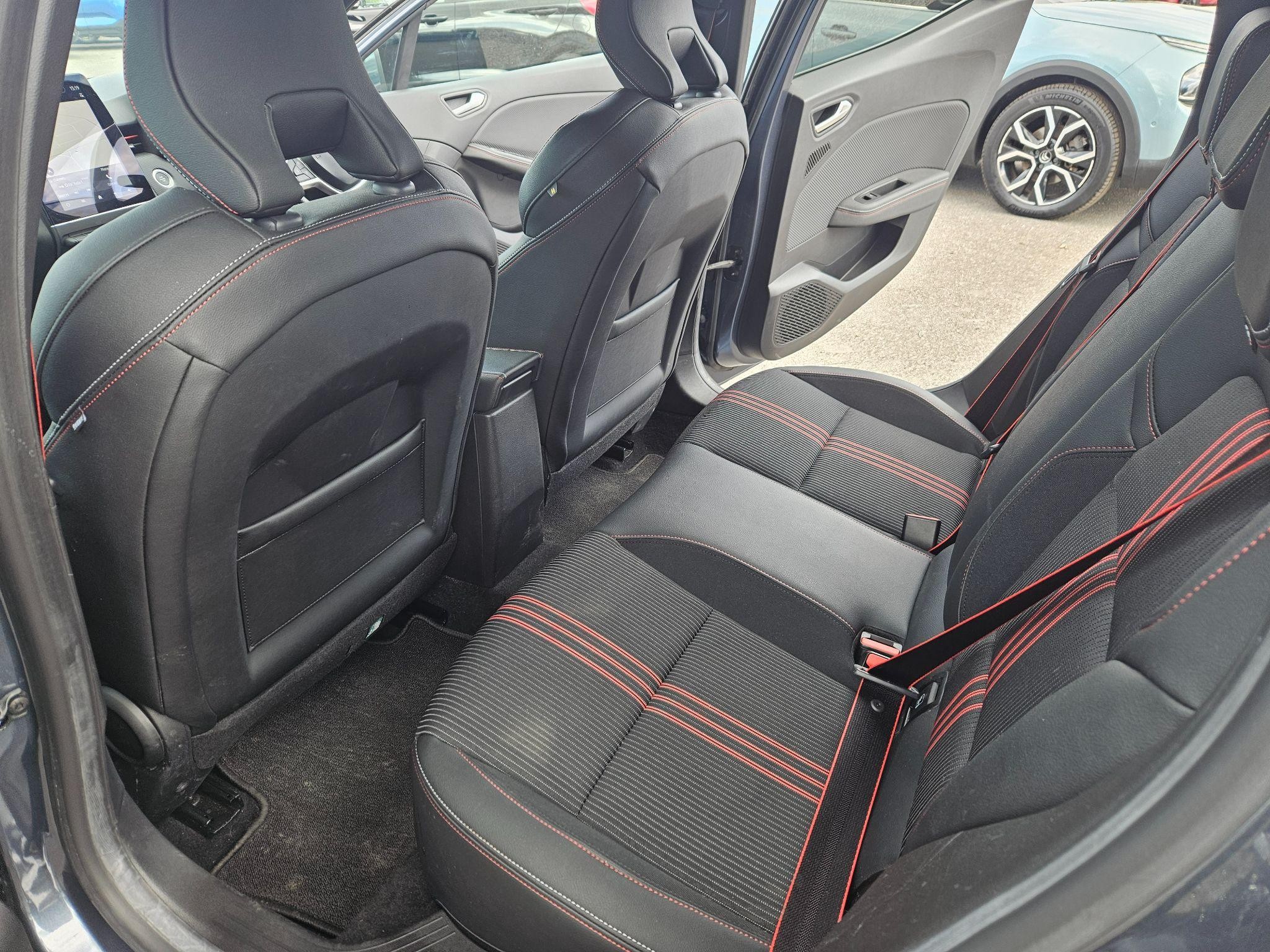 Renault Clio Image 20