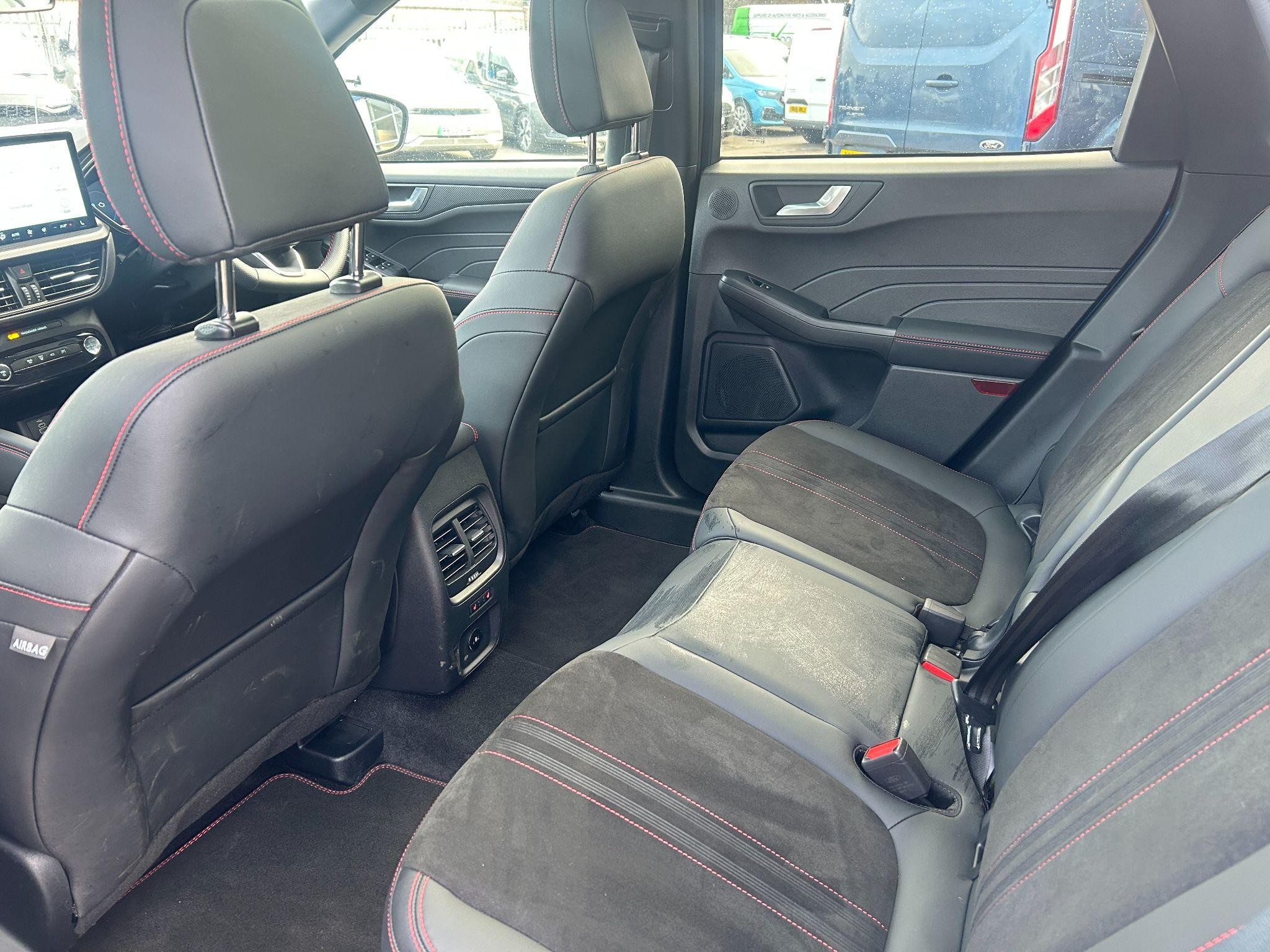 Ford Kuga Image 18