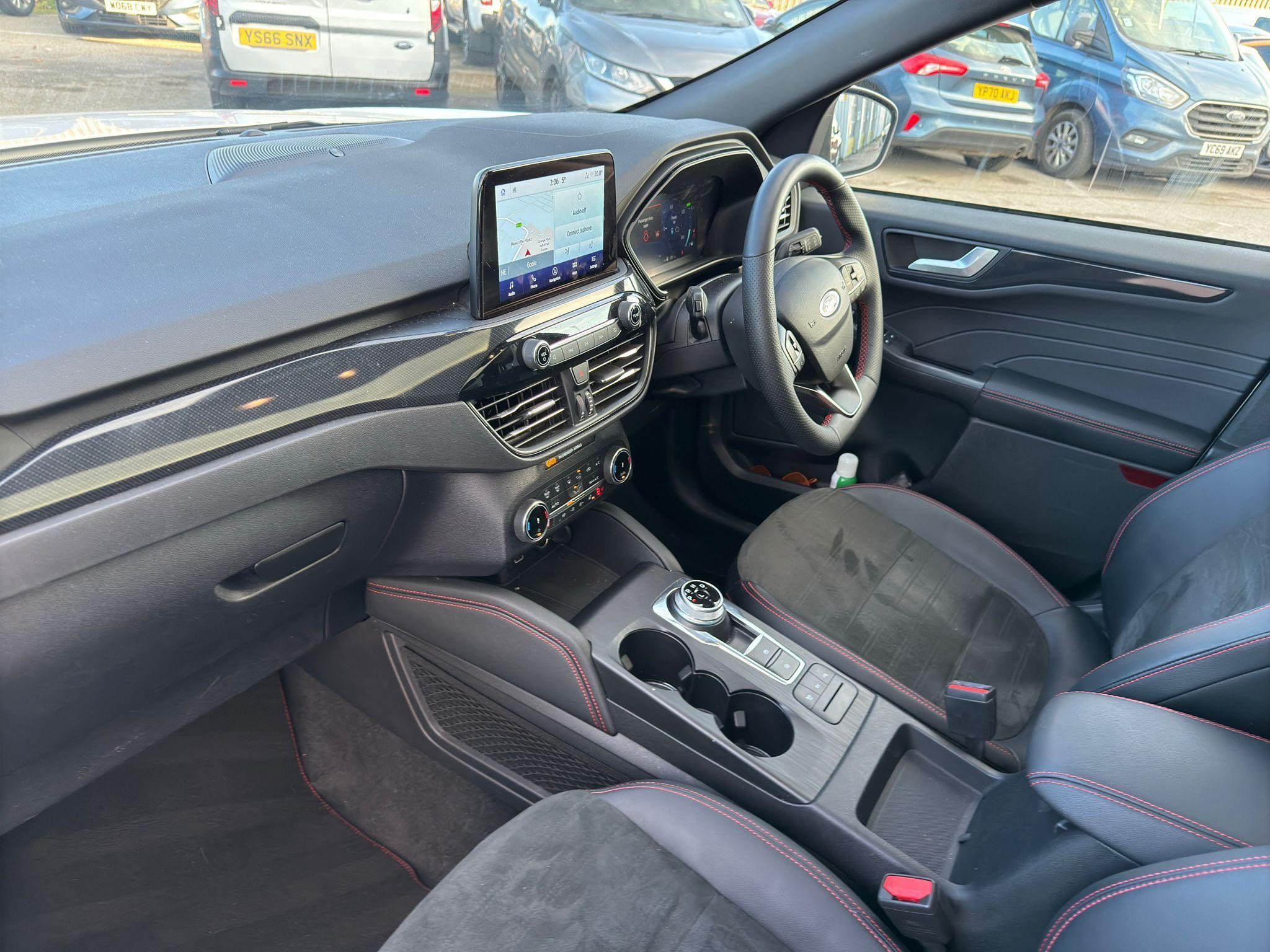 Ford Kuga Image 12