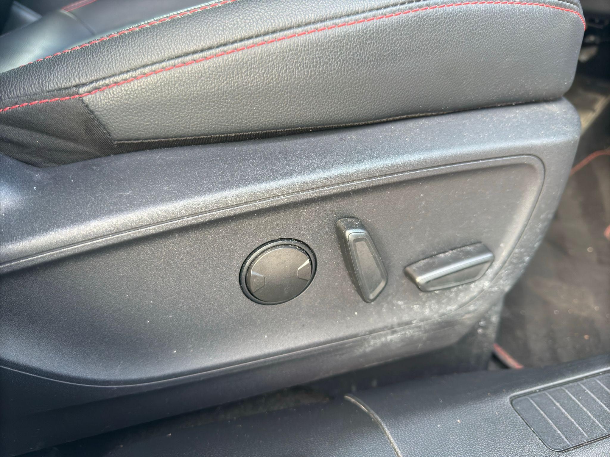 Ford Kuga Image 21