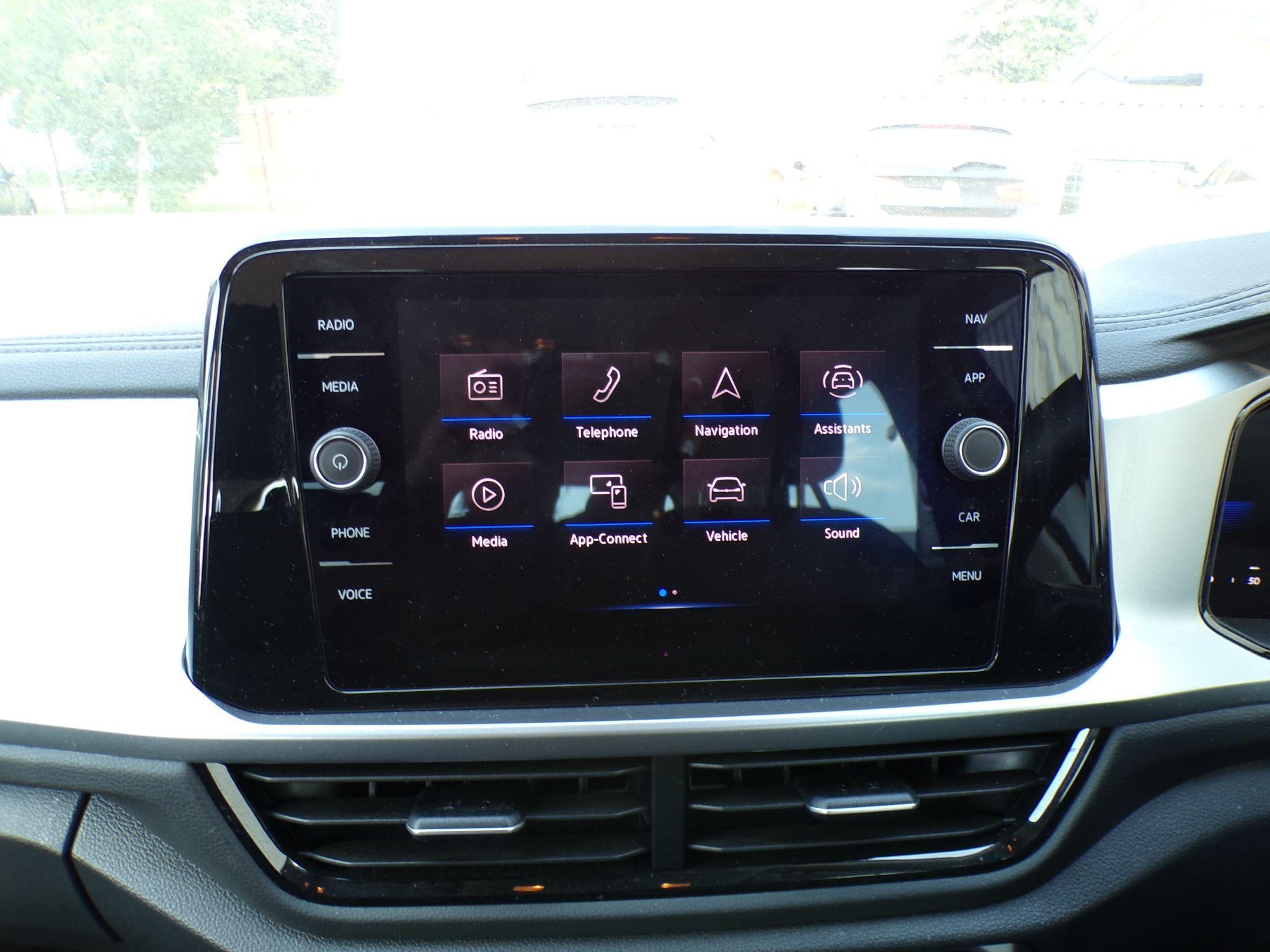 Volkswagen T-Roc Image 21
