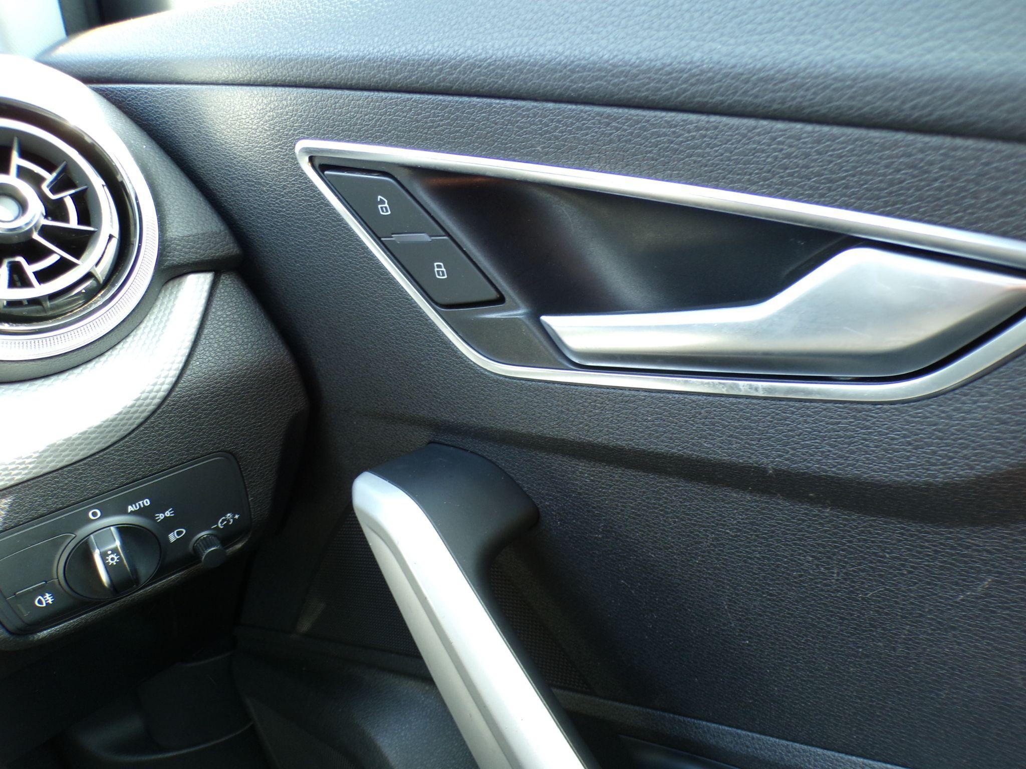 Audi Q2 Image 21