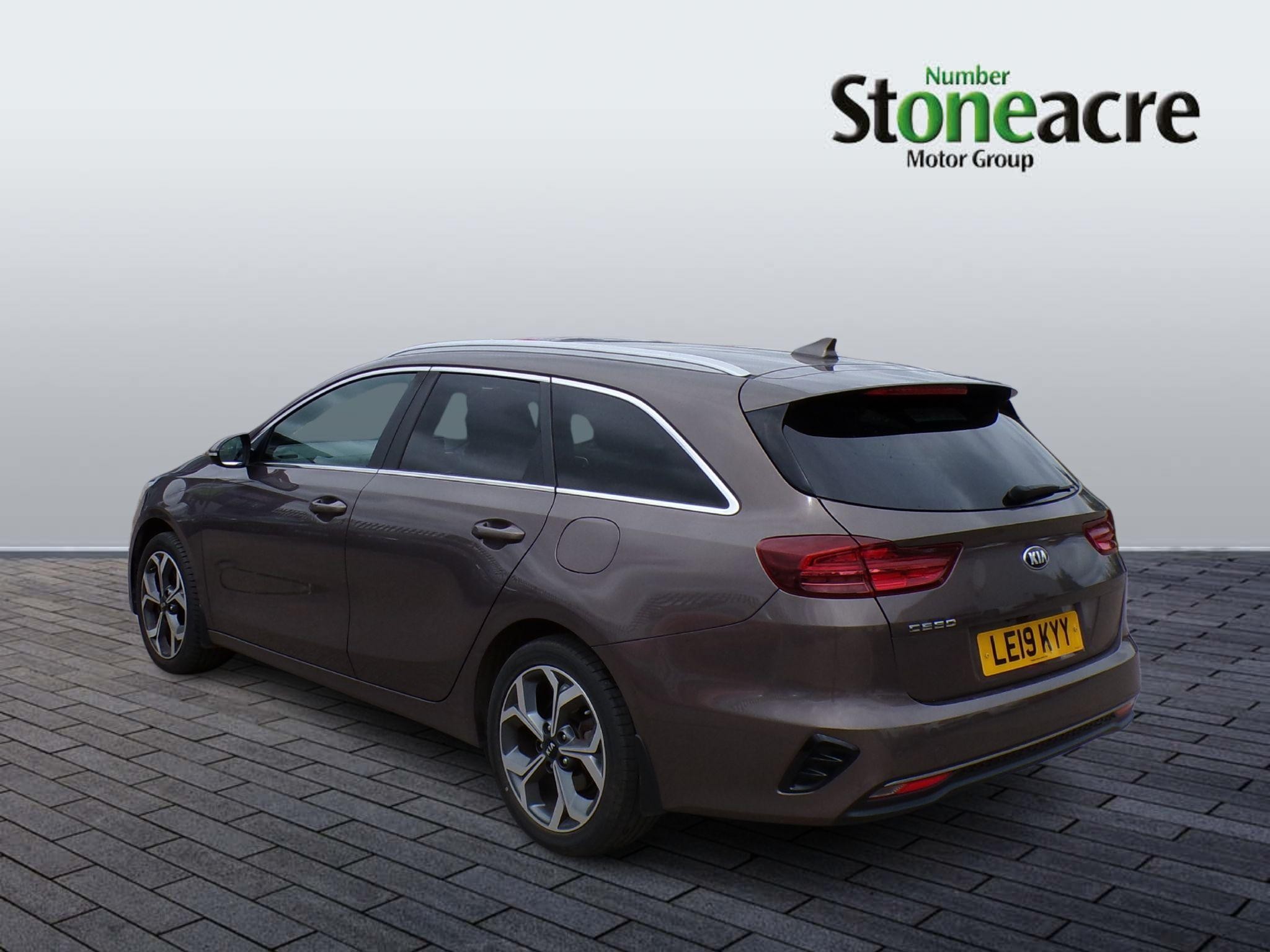 Kia Ceed Image 4