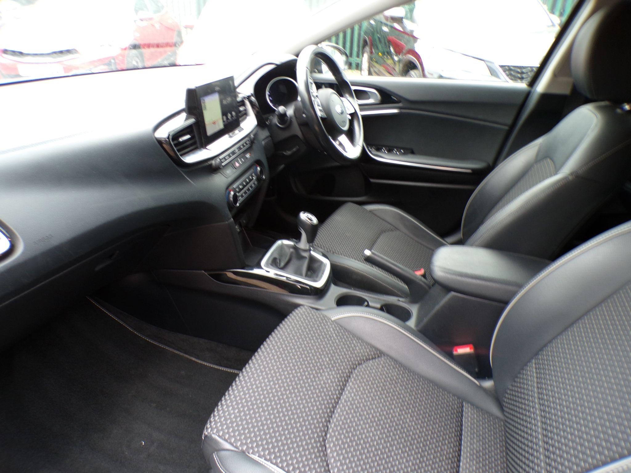 Kia Ceed Image 22