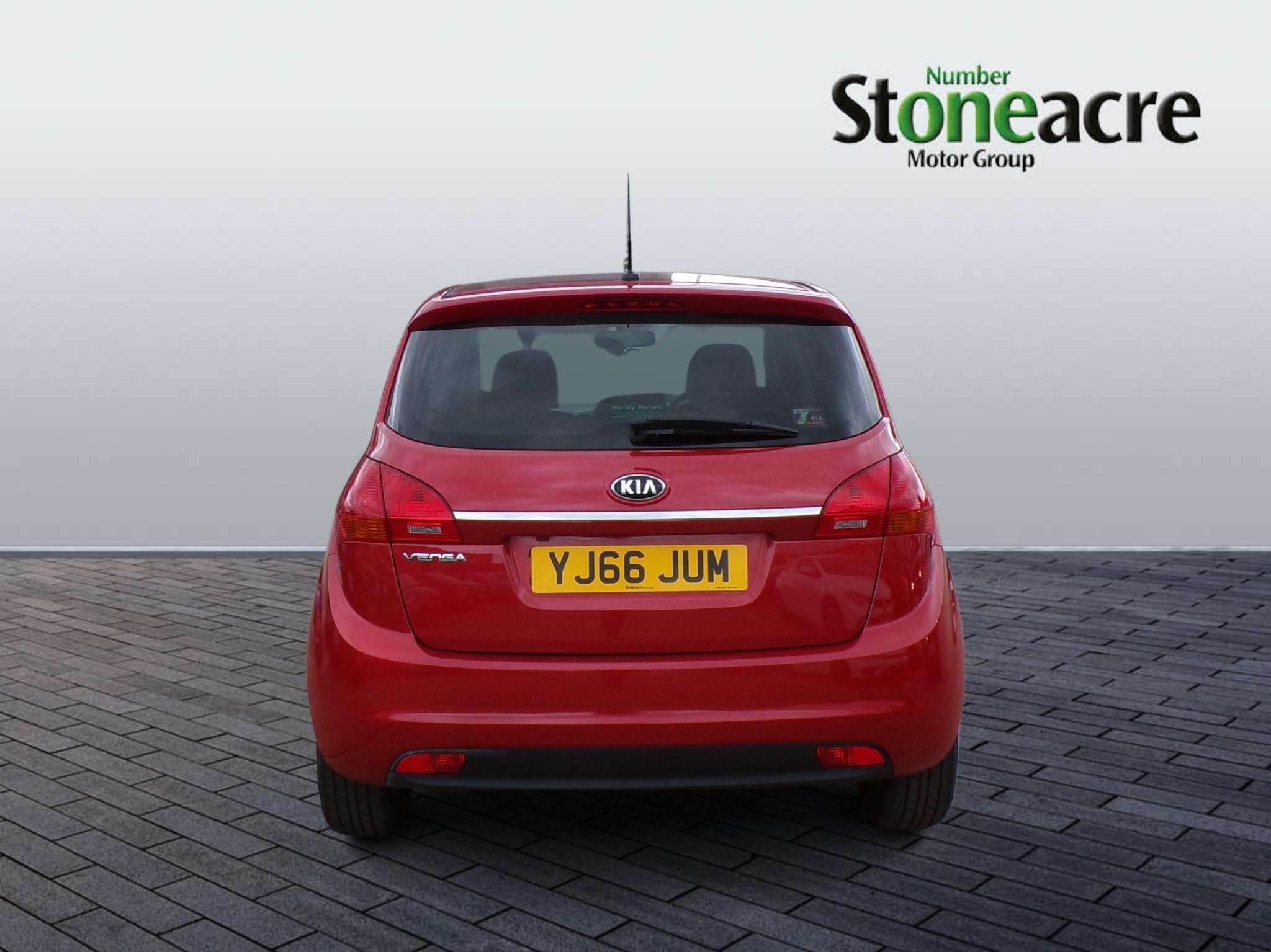 Kia Venga Image 6