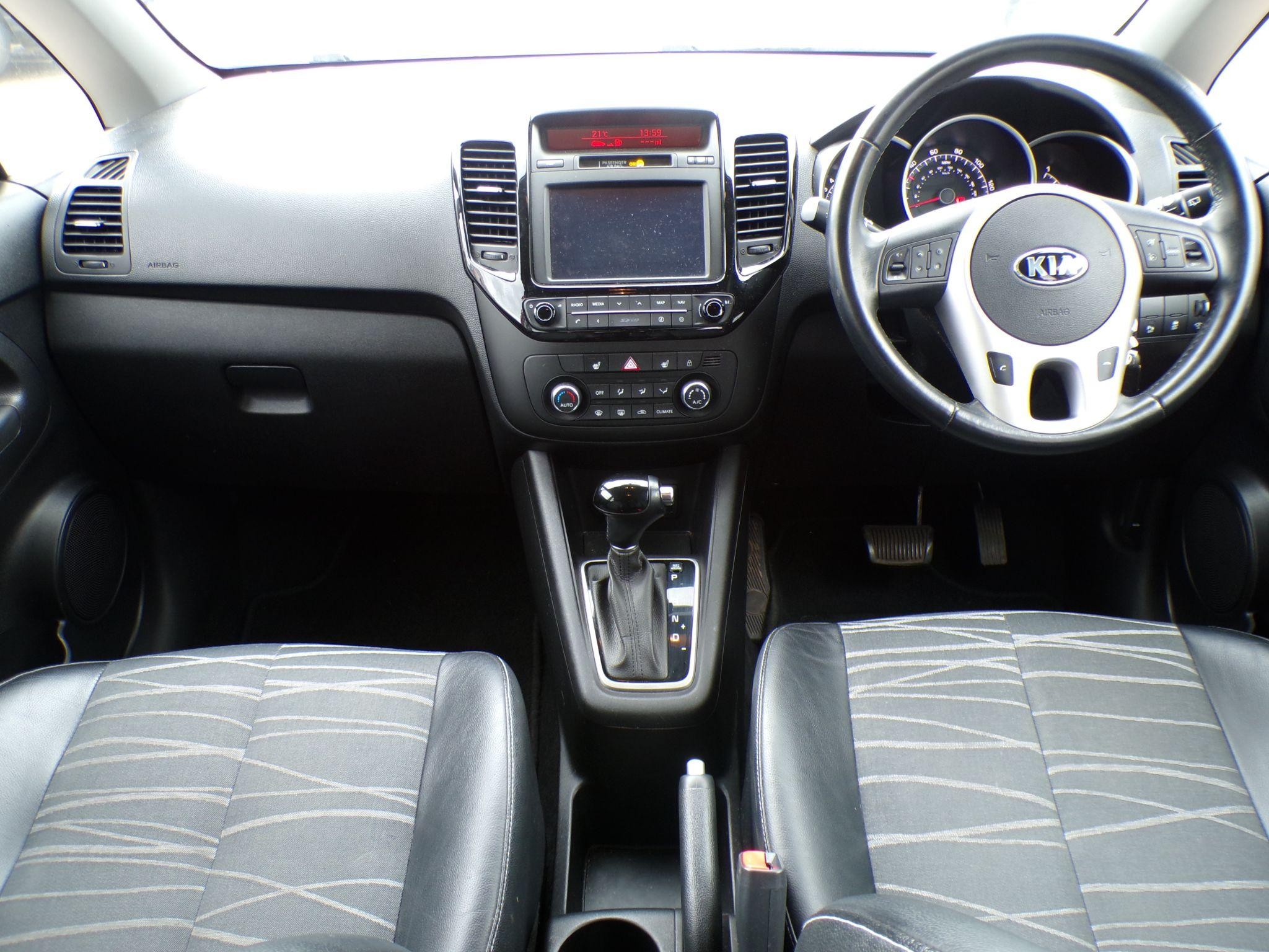 Kia Venga Image 11
