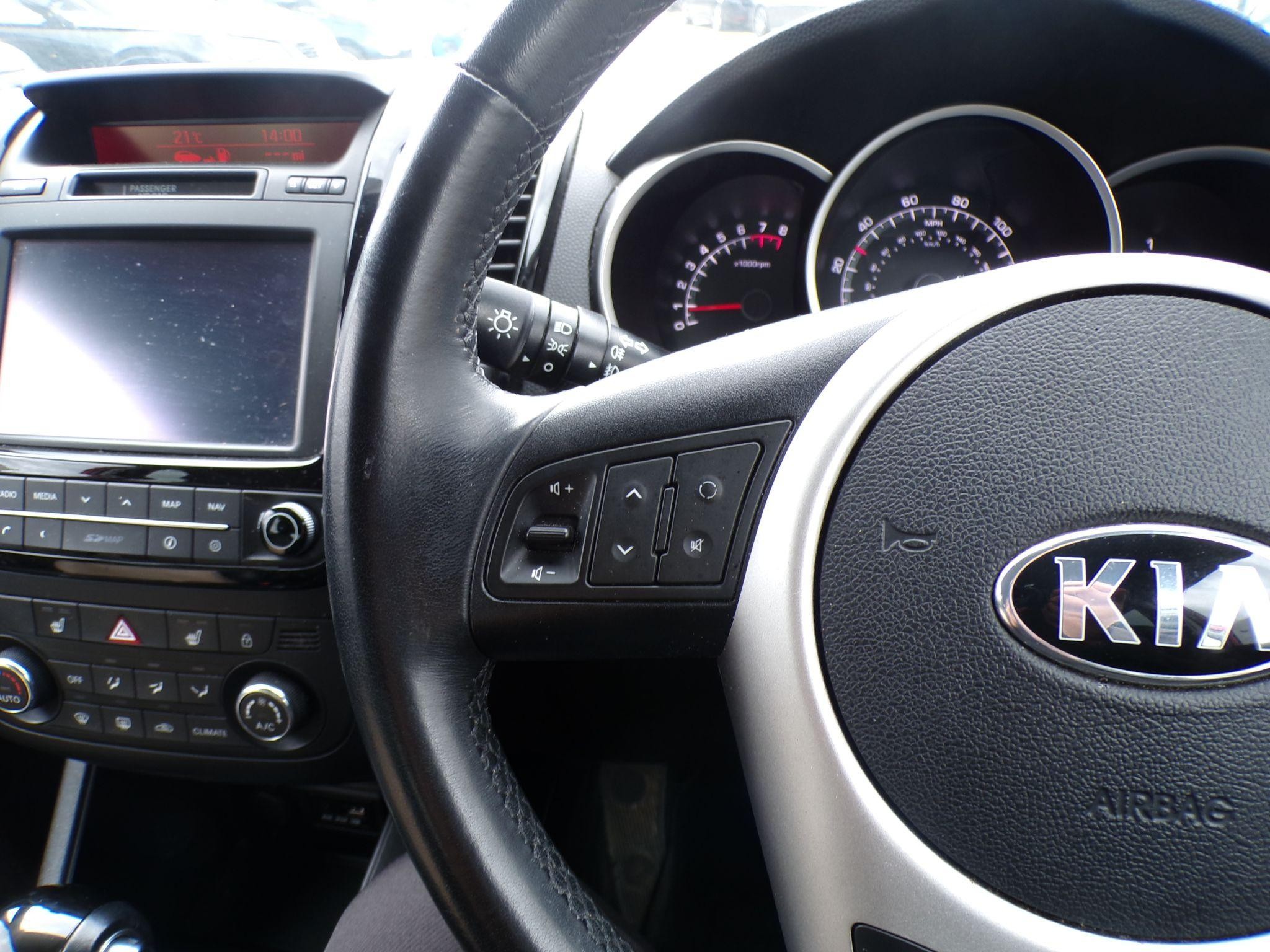 Kia Venga Image 18