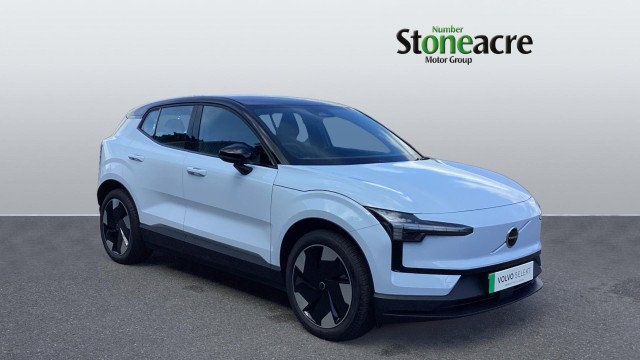 Volvo EX30 Twin Performance 69kWh Plus Auto AWD 5dr OW74ADO Image 1