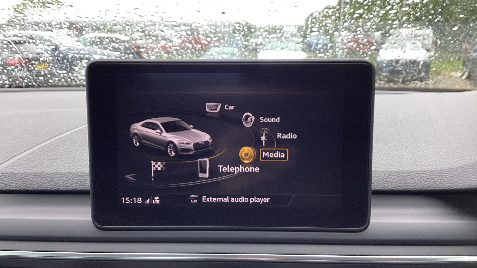 Audi A5 Image 12