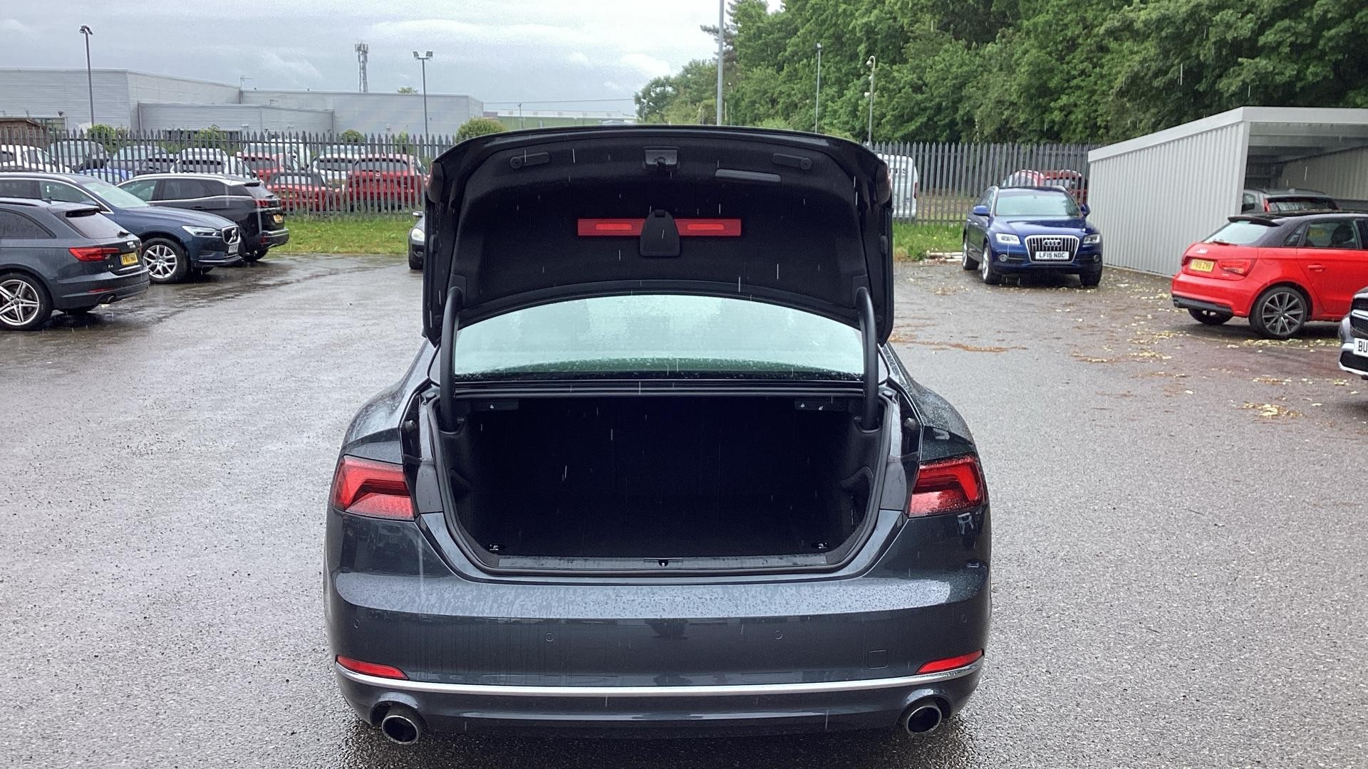 Audi A5 Image 13