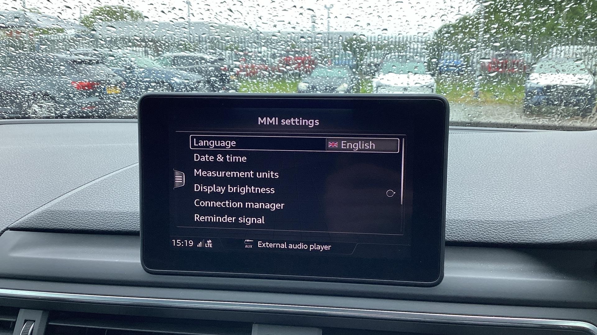 Audi A5 Image 16