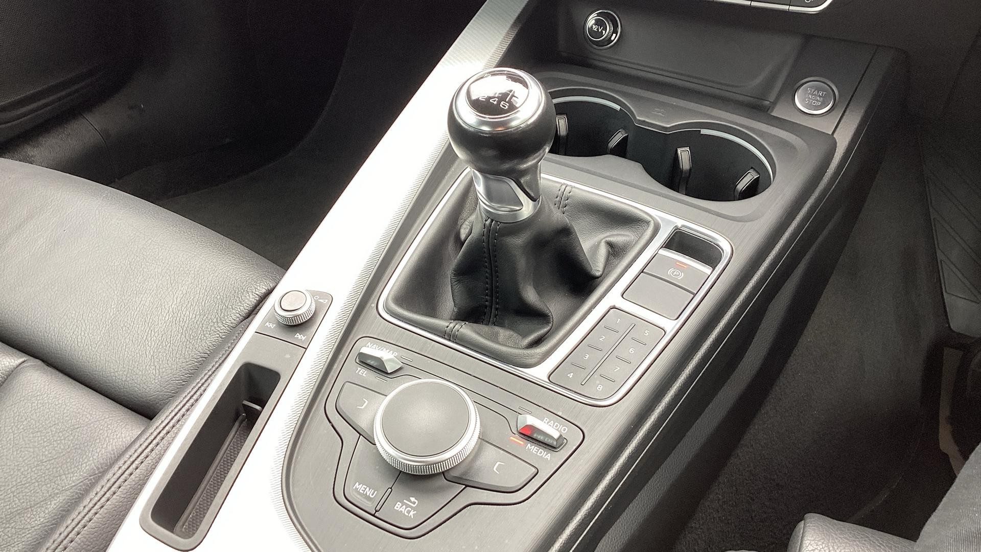 Audi A5 Image 25
