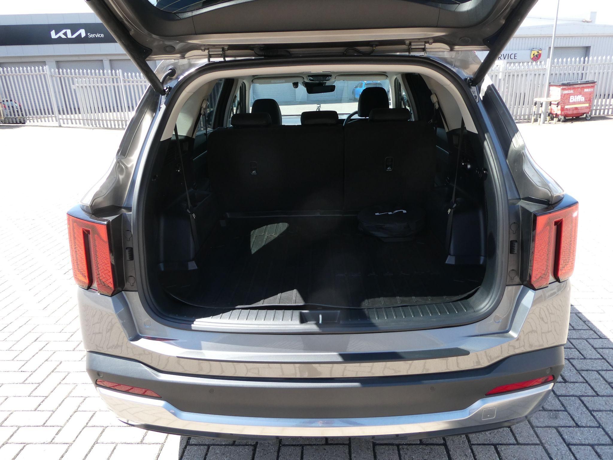 Kia Sorento Image 10