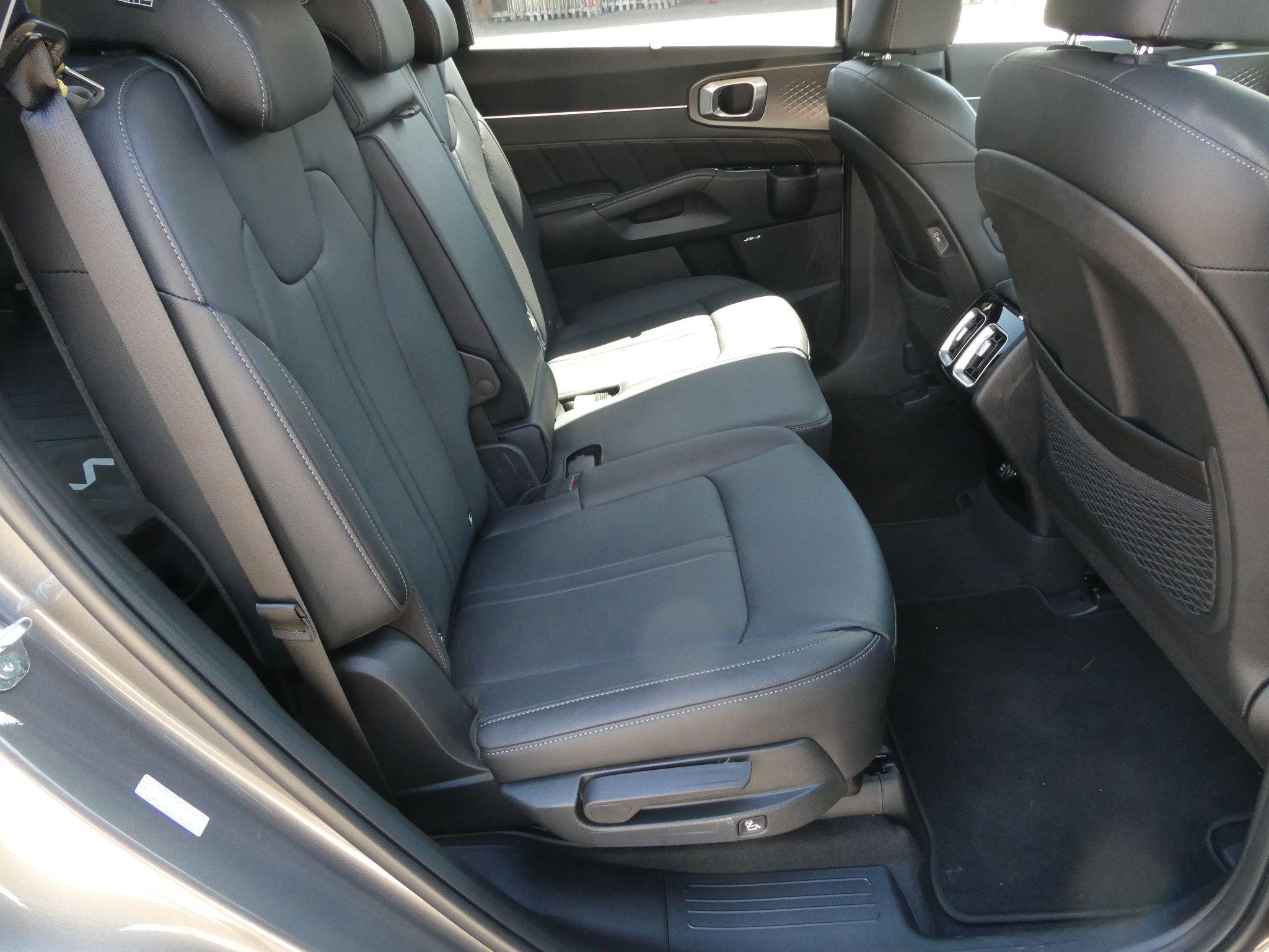Kia Sorento Image 17