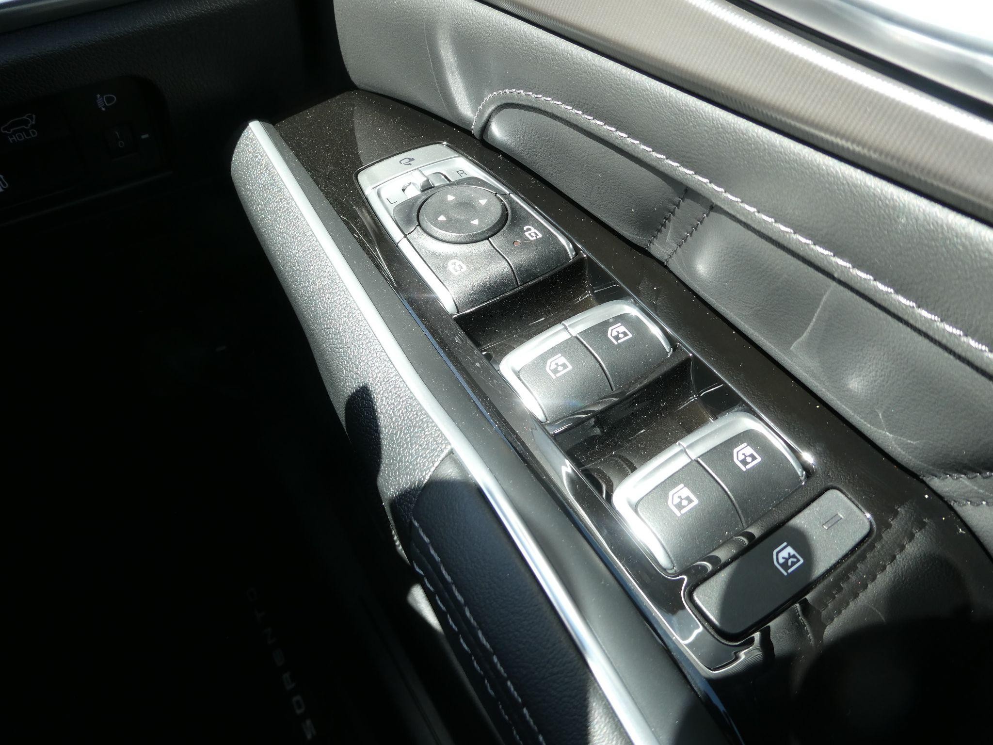 Kia Sorento Image 21