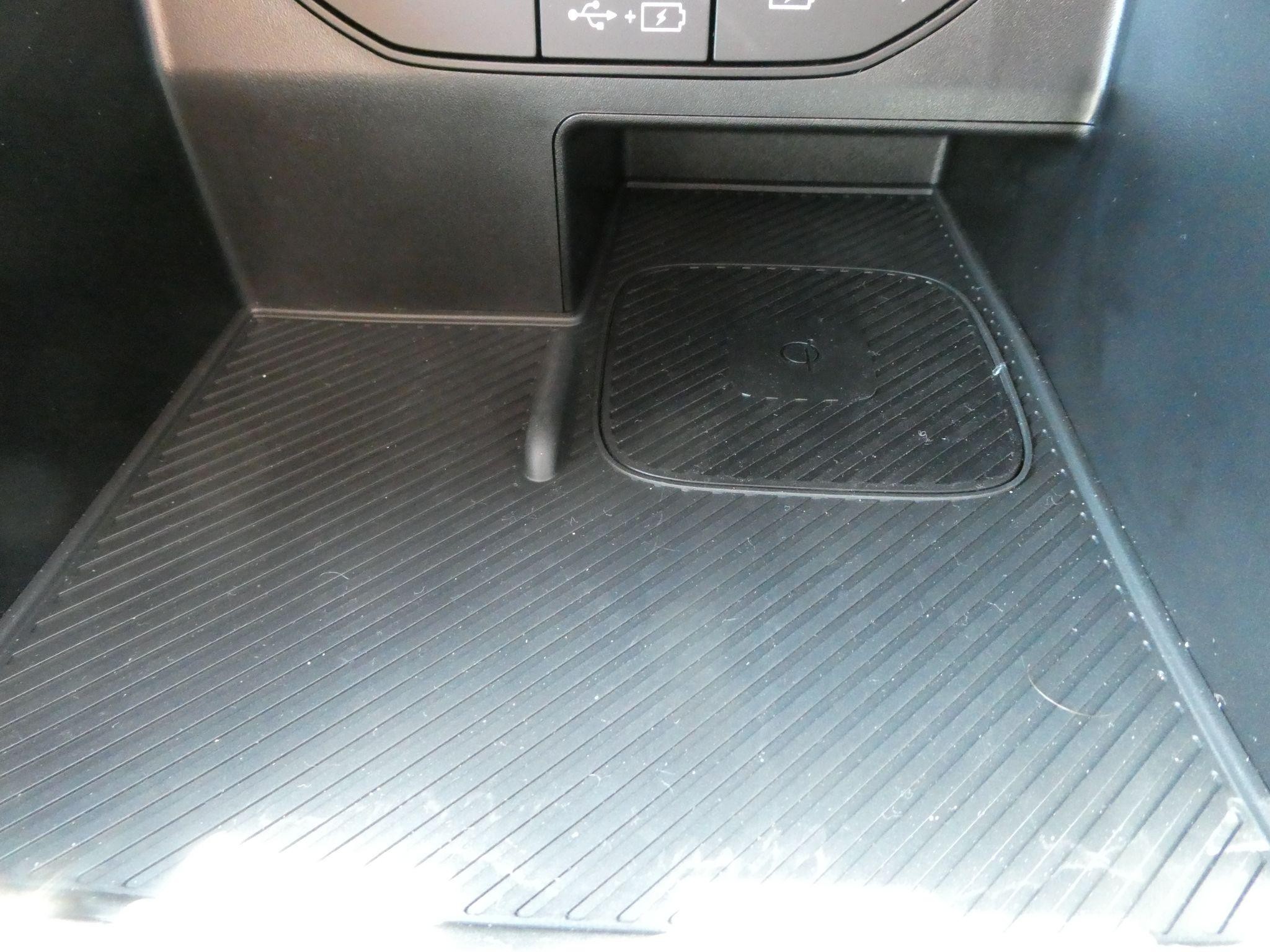 Kia Sorento Image 29
