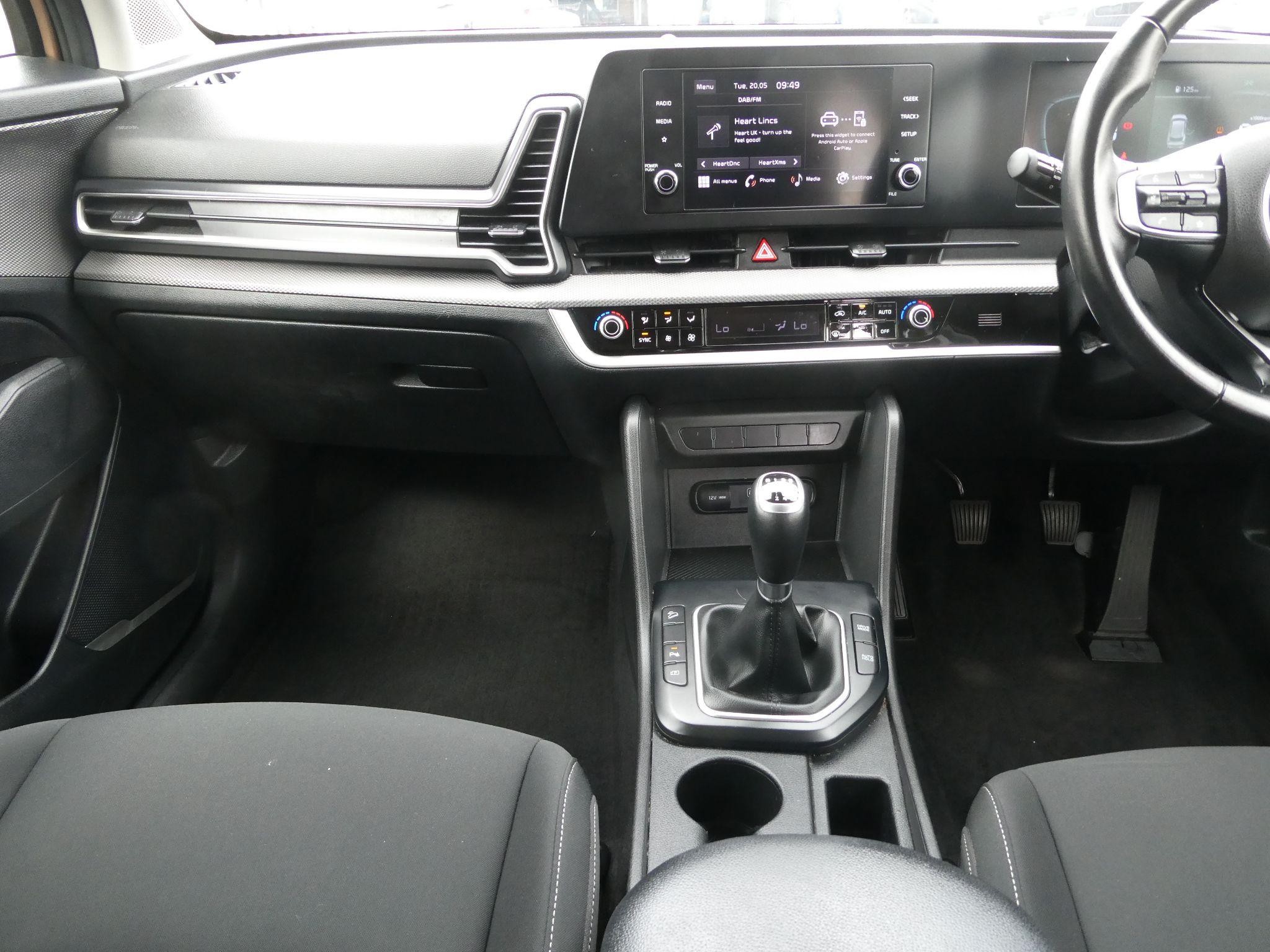 Kia Sportage Image 16