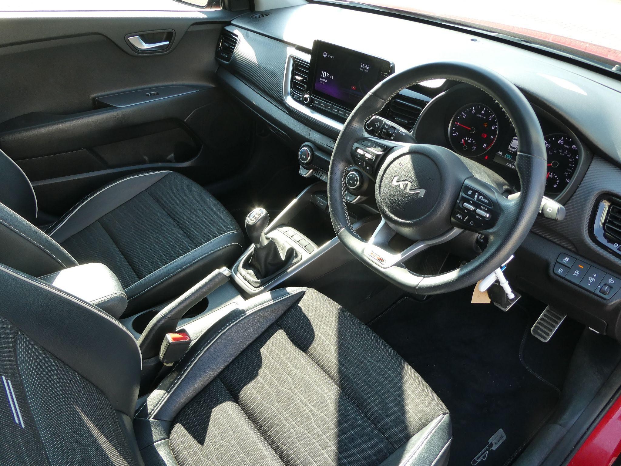Kia Stonic Image 11