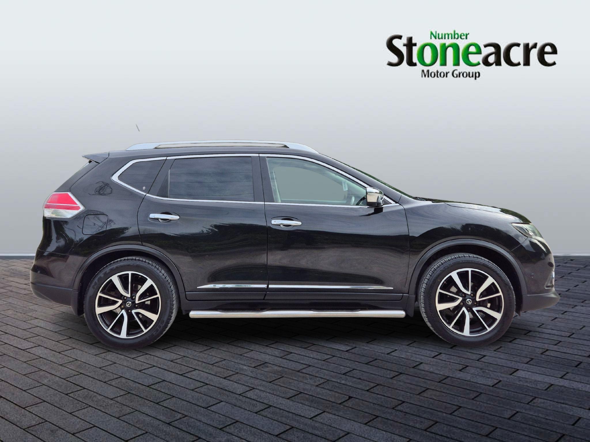Nissan X-Trail Image 2