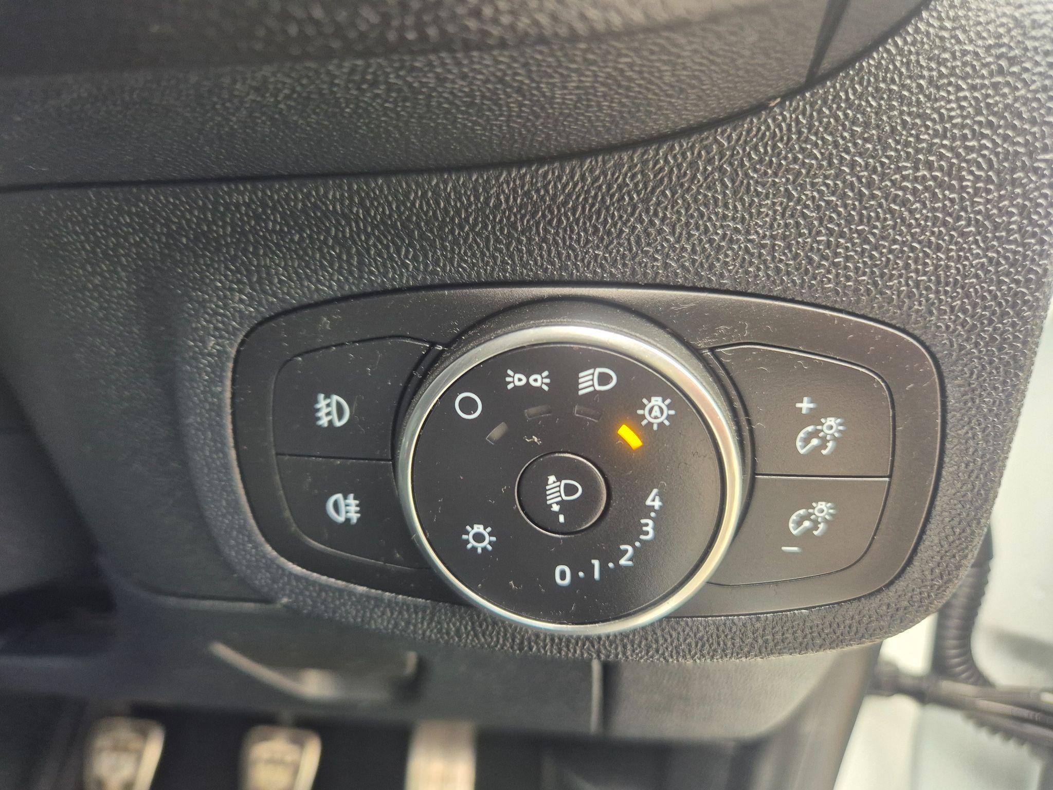 Ford Fiesta Image 15