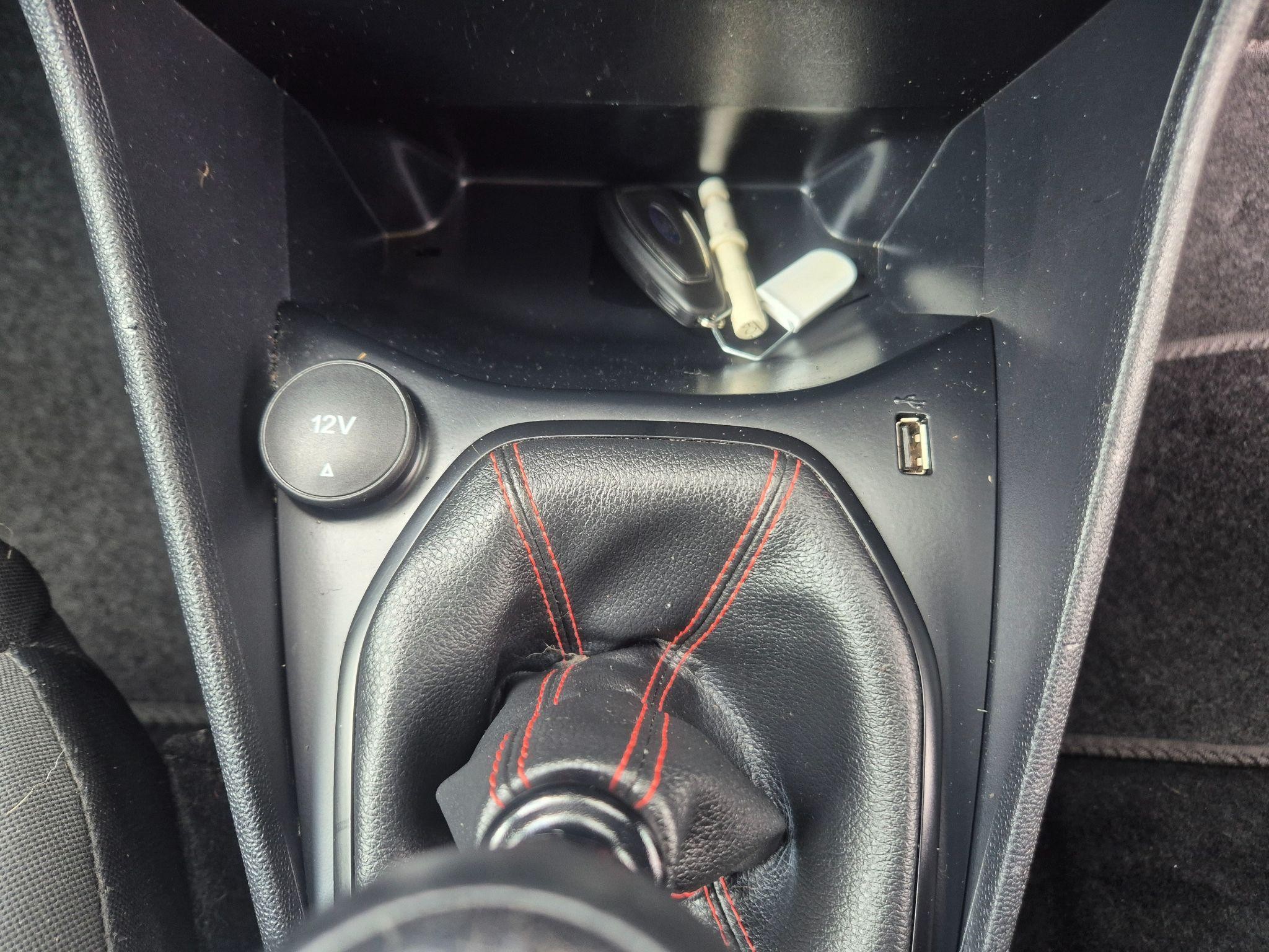 Ford Fiesta Image 19