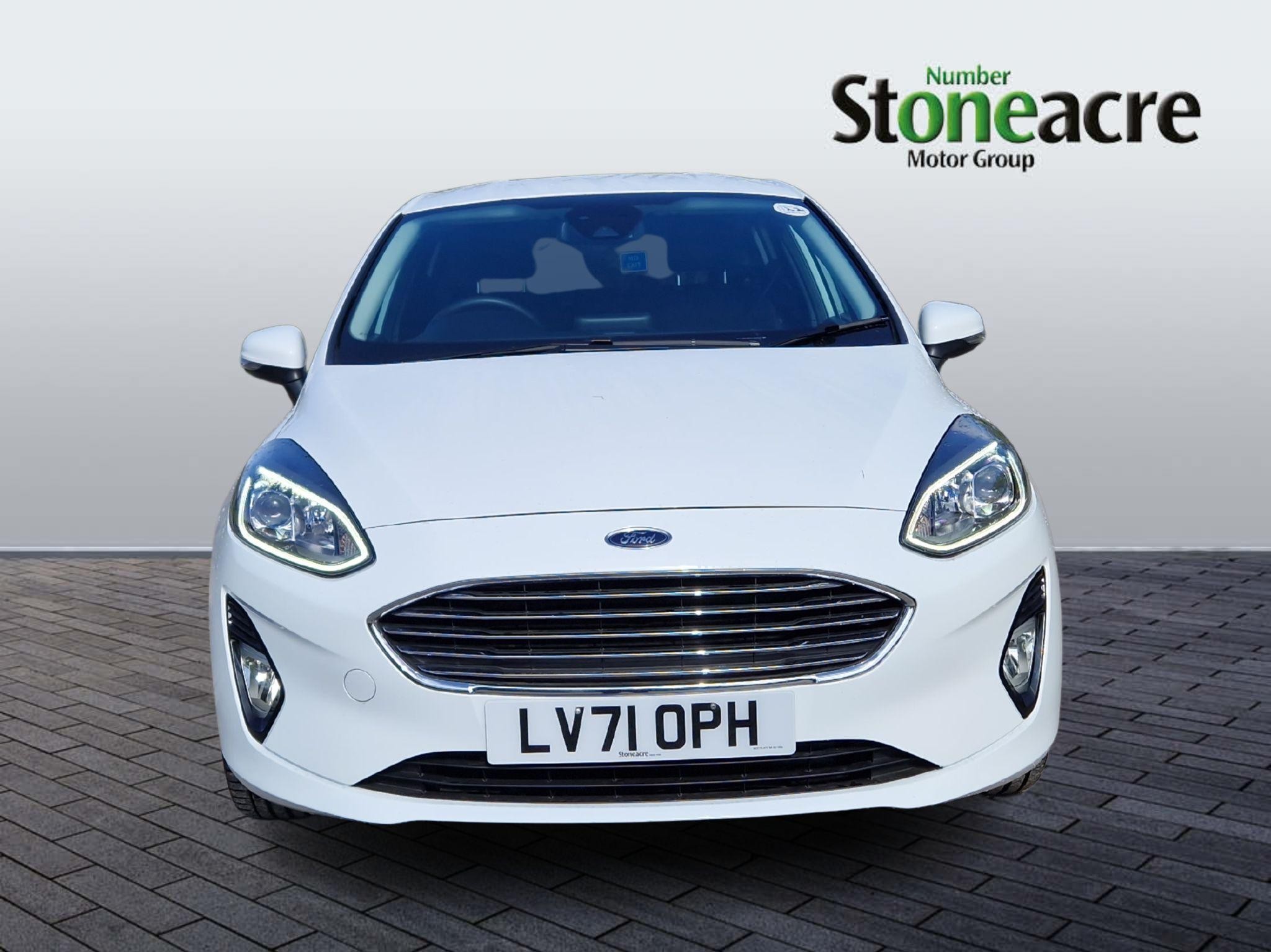 Ford Fiesta Image 8