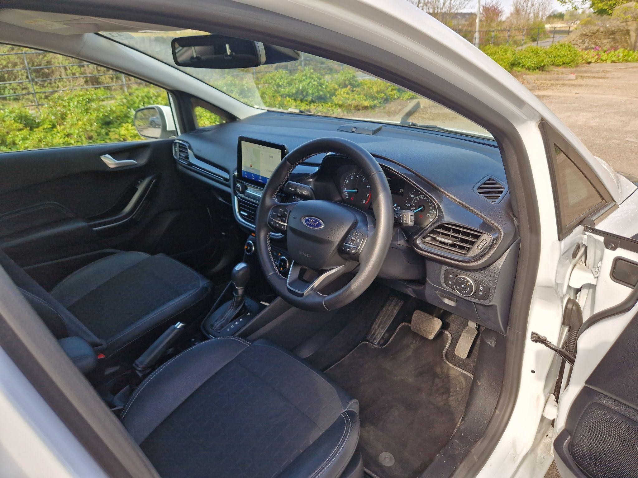 Ford Fiesta Image 12