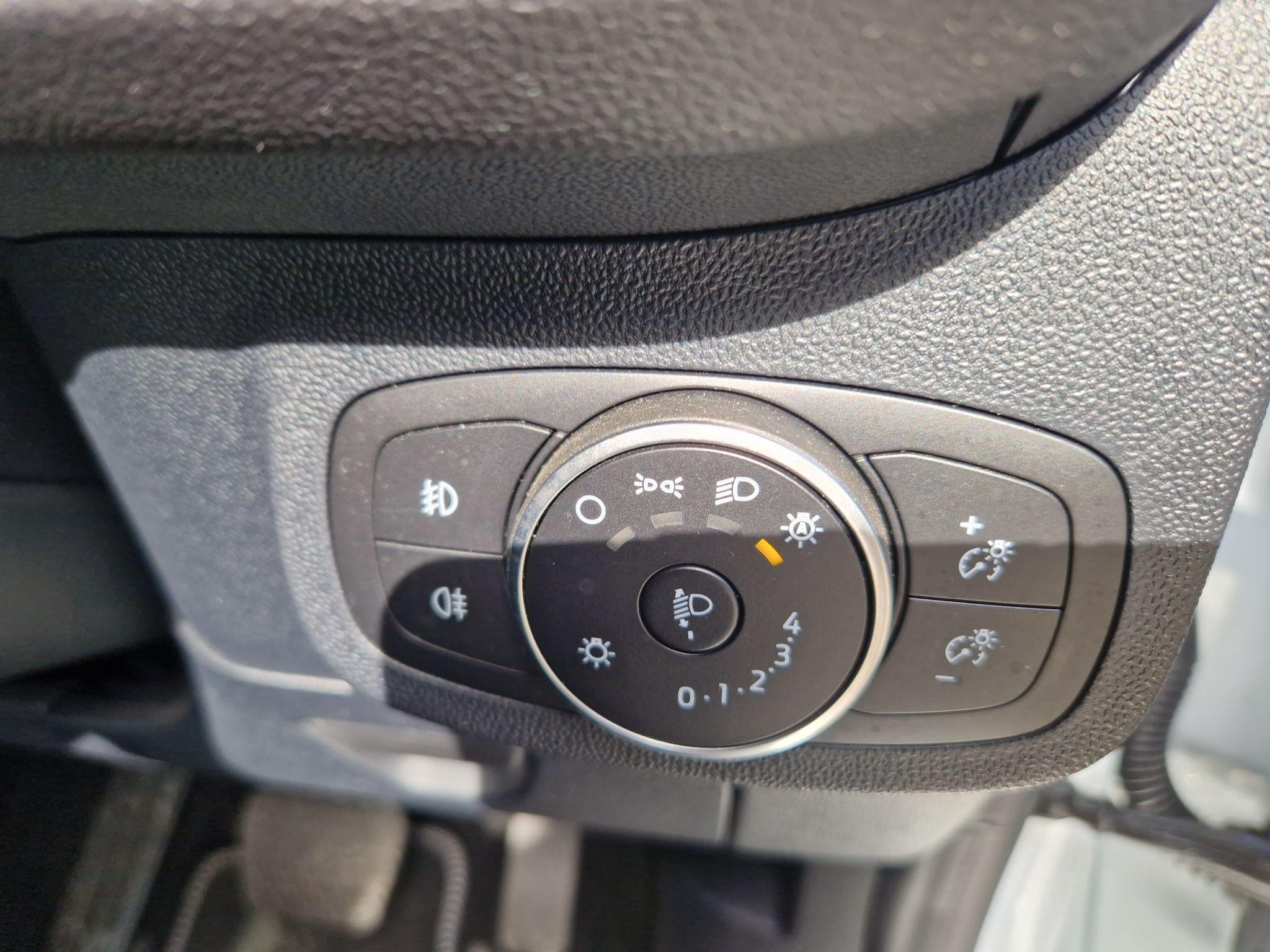 Ford Fiesta Image 21