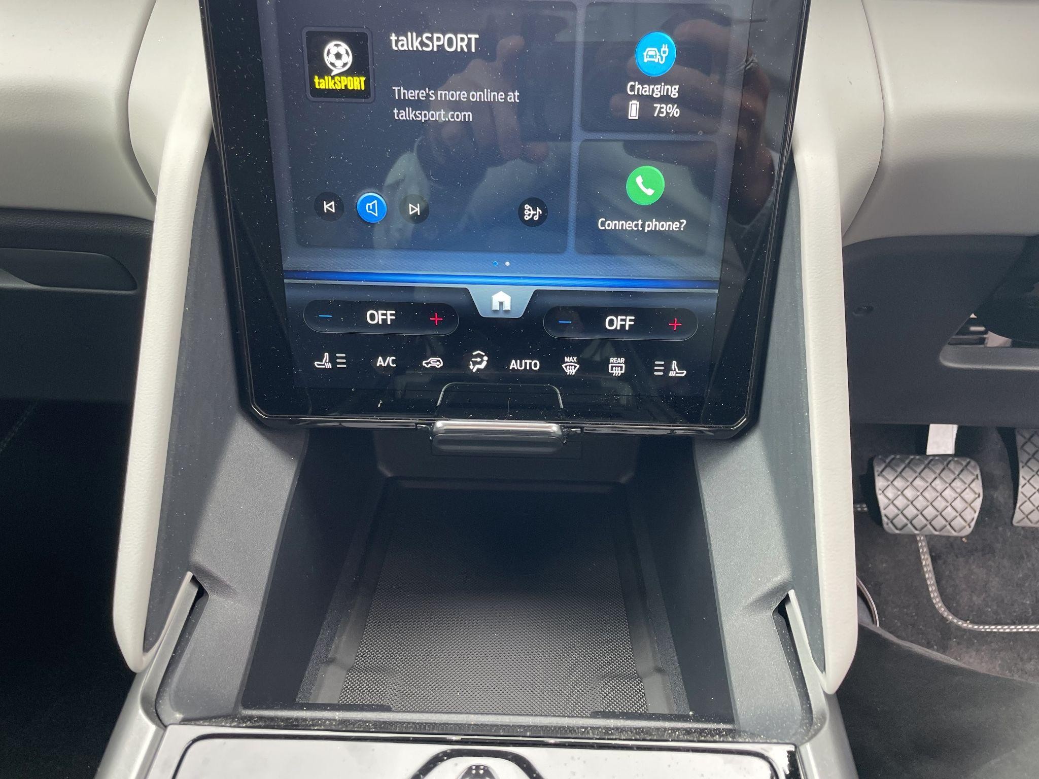 Ford Explorer Image 22