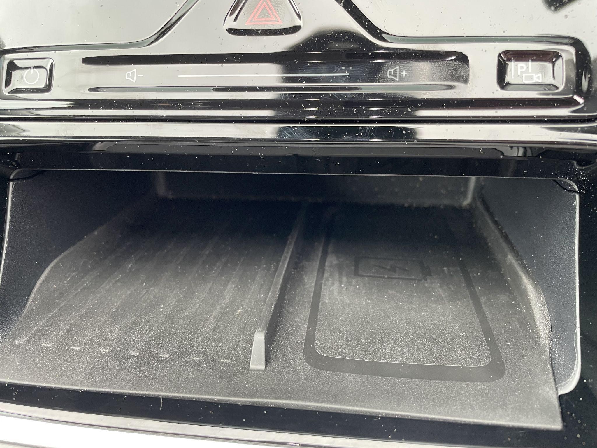 Ford Explorer Image 23