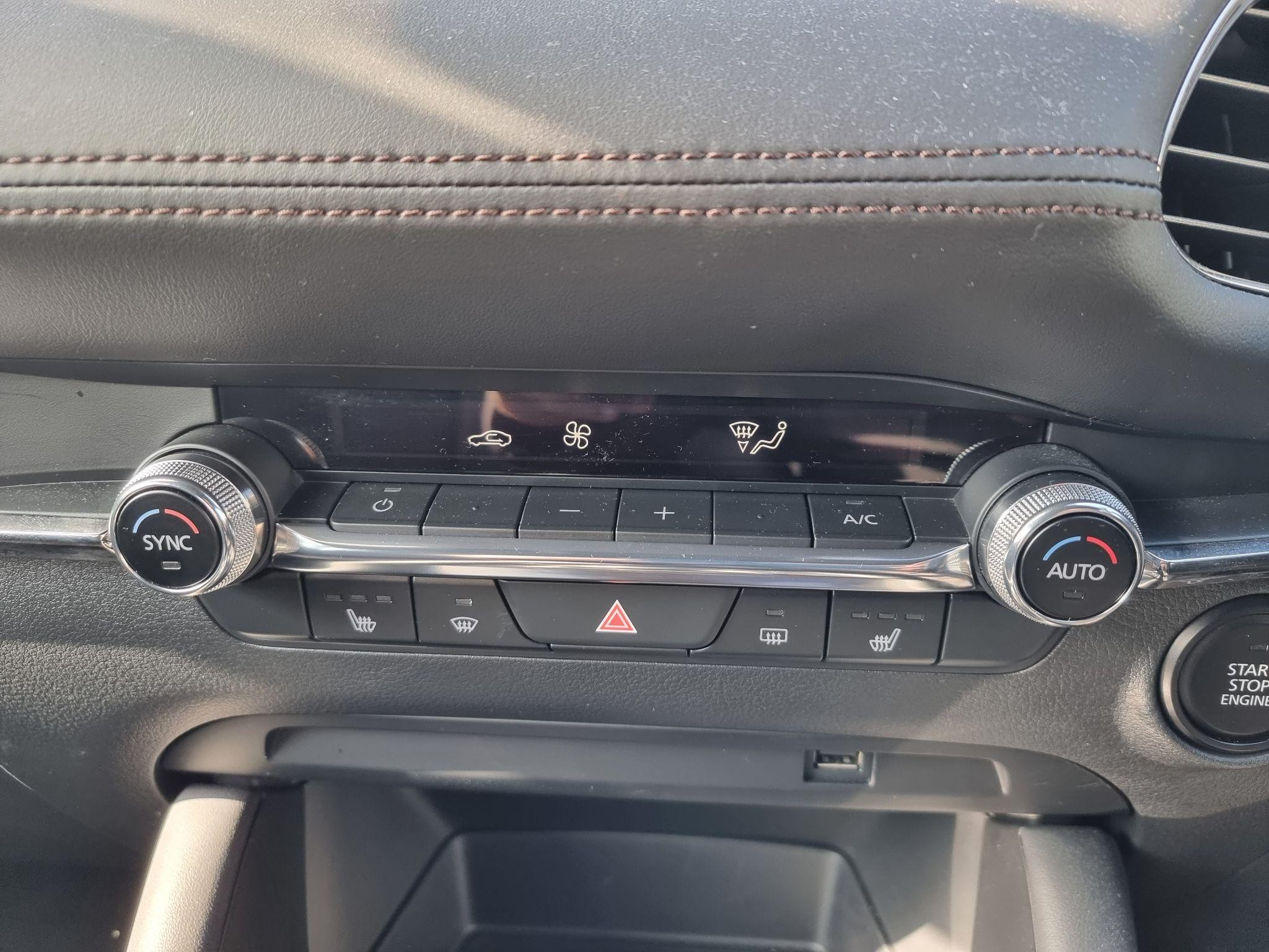 Mazda3 Image 9