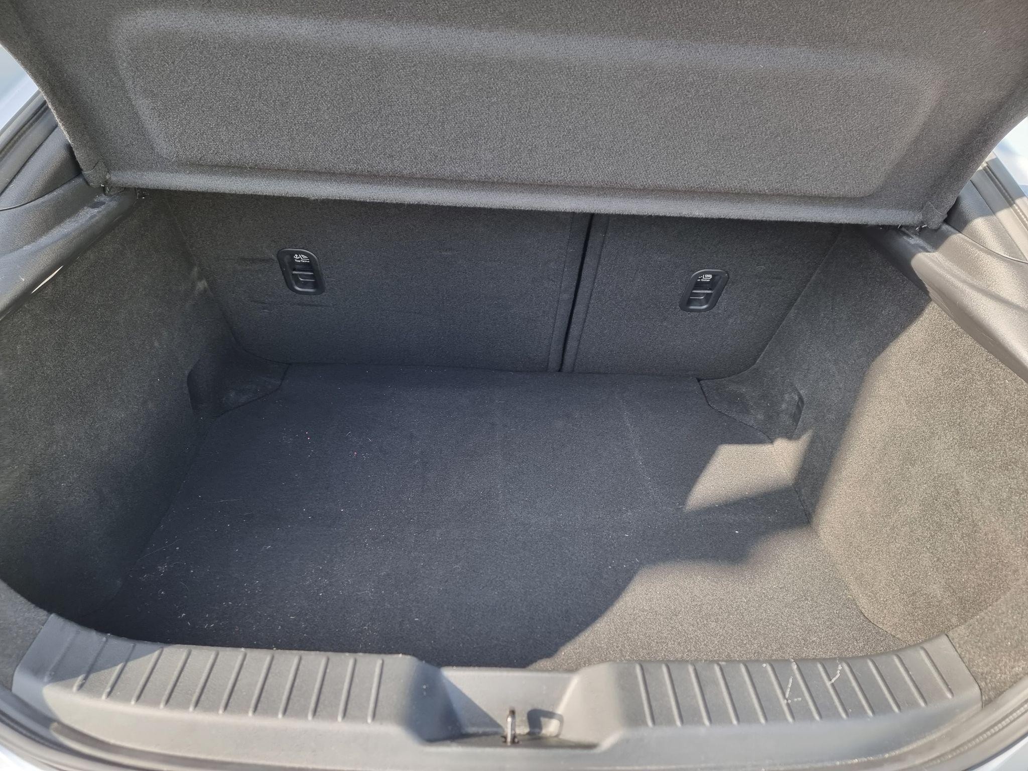 Mazda3 Image 16