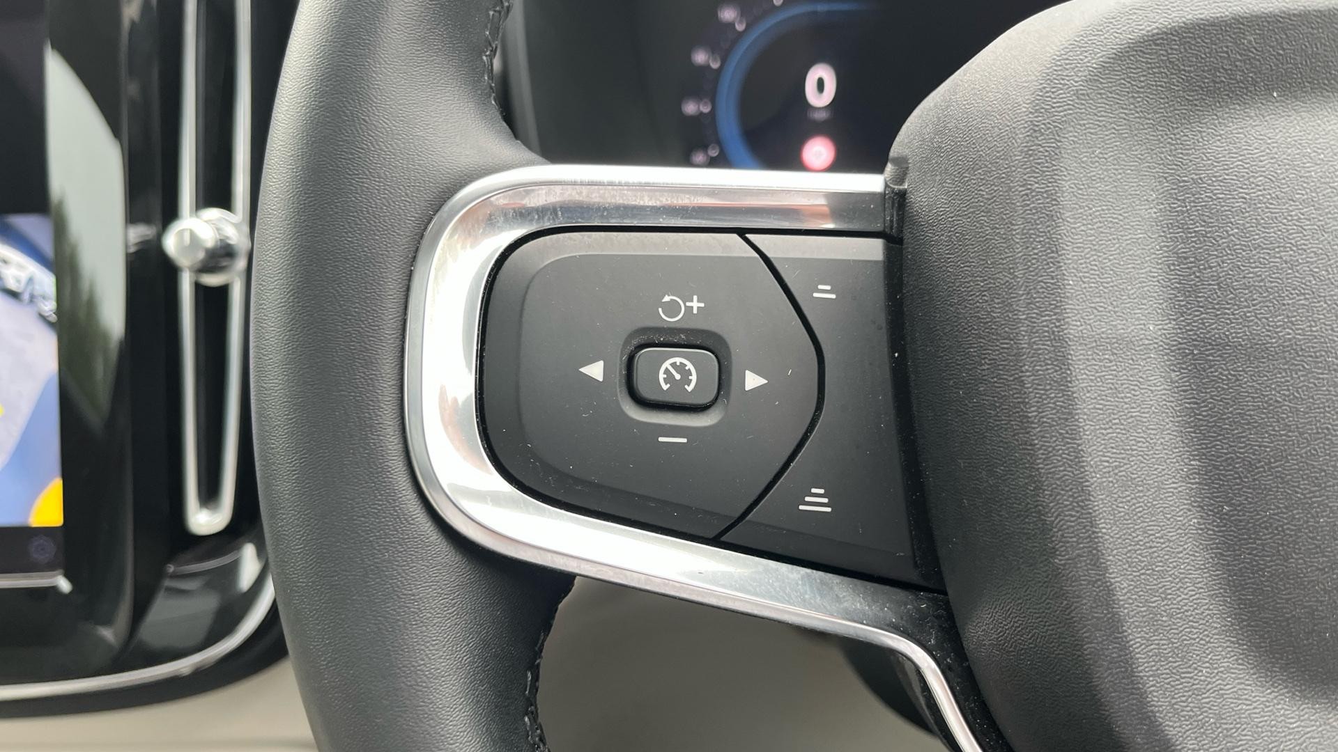Volvo XC40 Image 18
